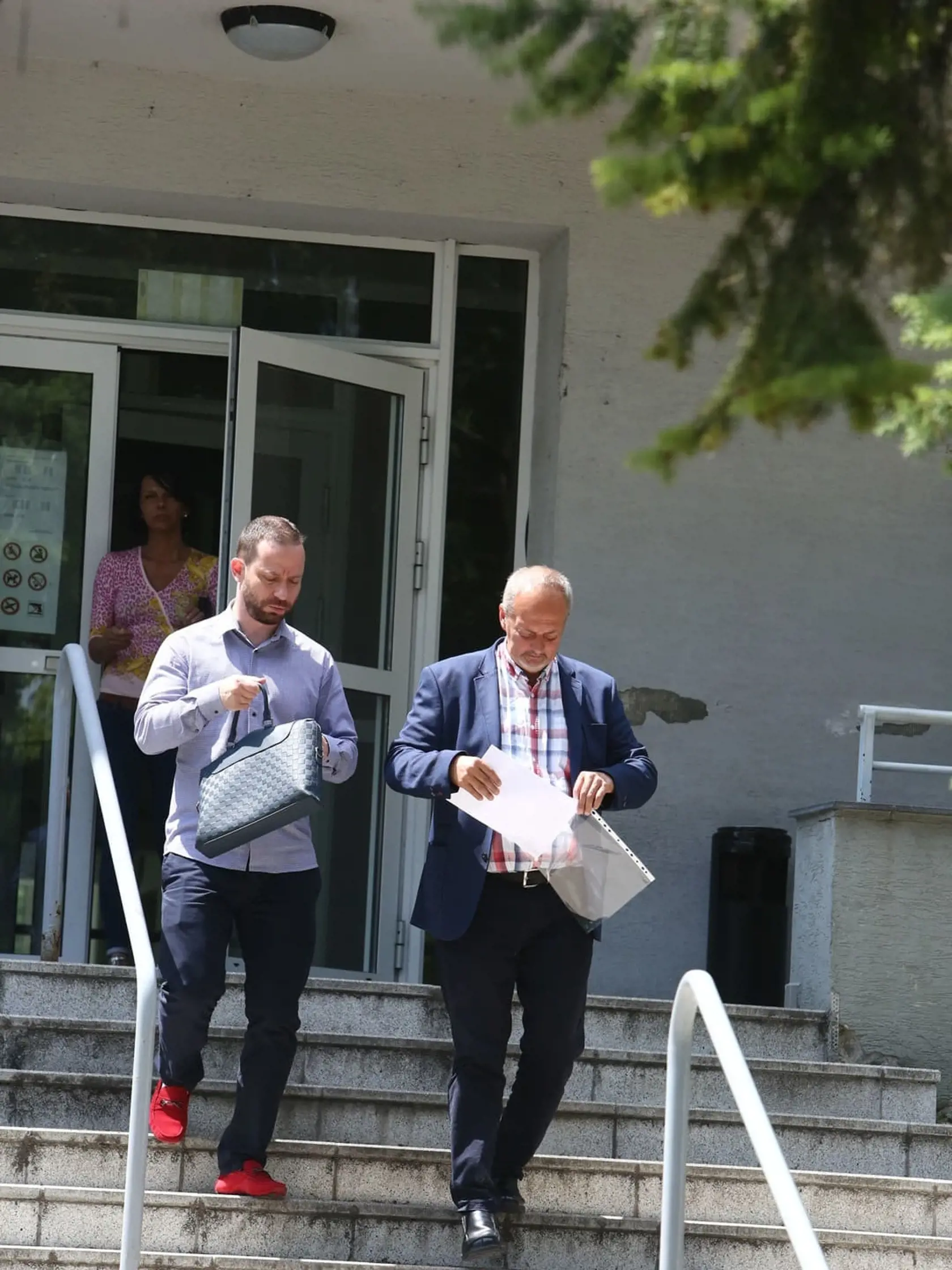 Ivan Lexa prišiel na Okresný súd Bratislava III. odovzdať cestovný pas.