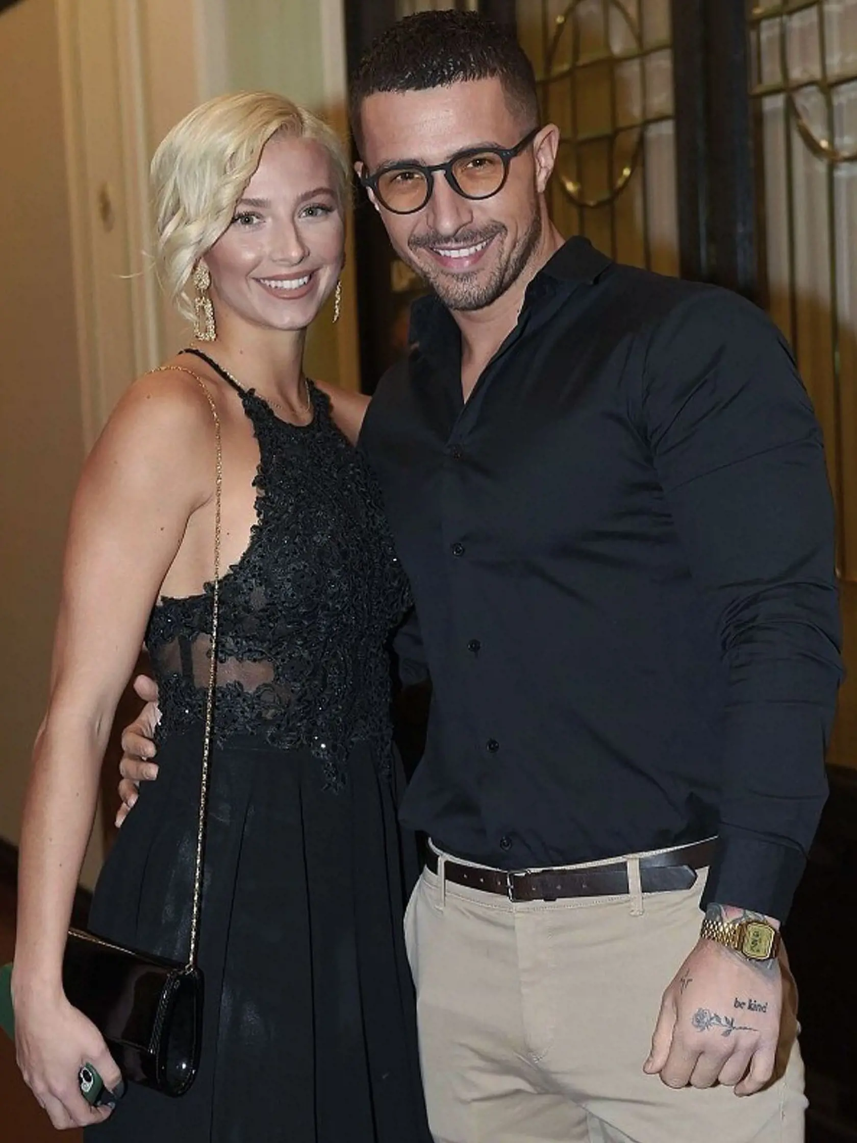Laura a Martin sa nahodili do gala.