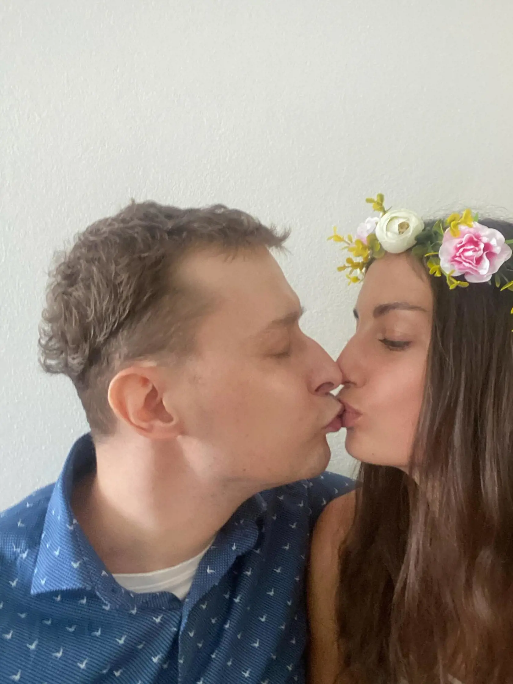 "Priala by som si, aby si tu bol so mnou navždy, tak veľmi… všetko, čo som ti sľúbila splním, všetky tvoje posledné priania. Nikto si nezaslúži to, čo si si musel prežívať a ako statočne si tie dlhé mesiace bojoval," doplnila.