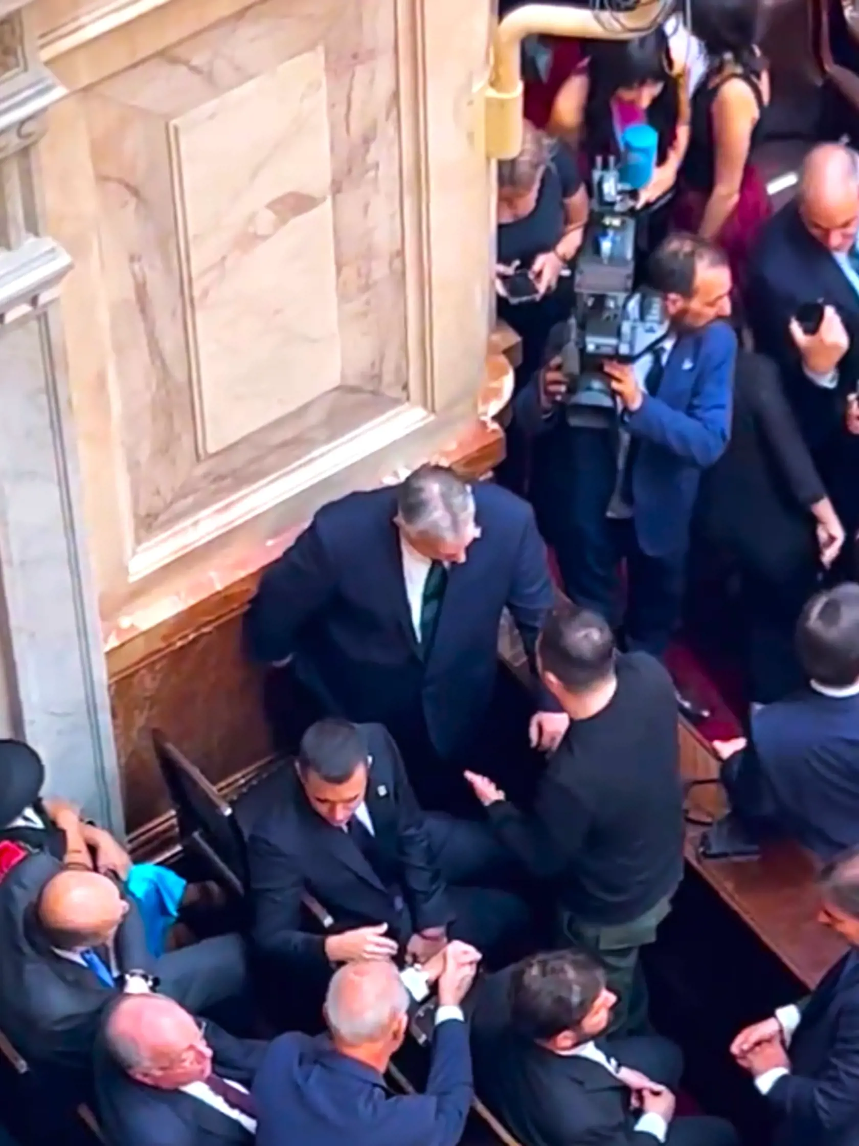 Zelenskyj opísal rozhovor s maďarským premiérom Viktorom Orbánom ako "maximálne úprimný".