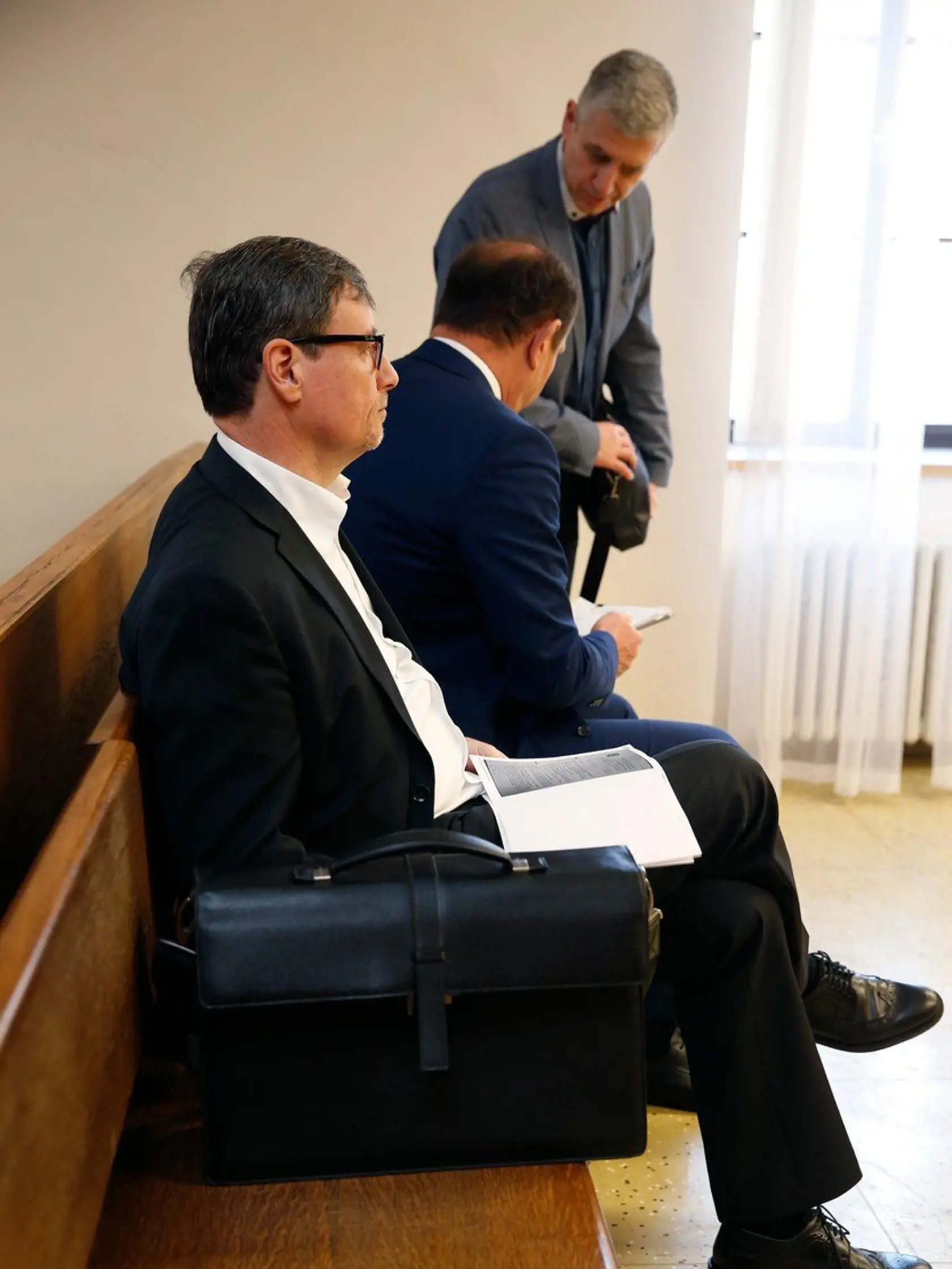 Bývalý stredočeský hajtman David Rath si odpyká vo väzení sedem rokov za korupciu.