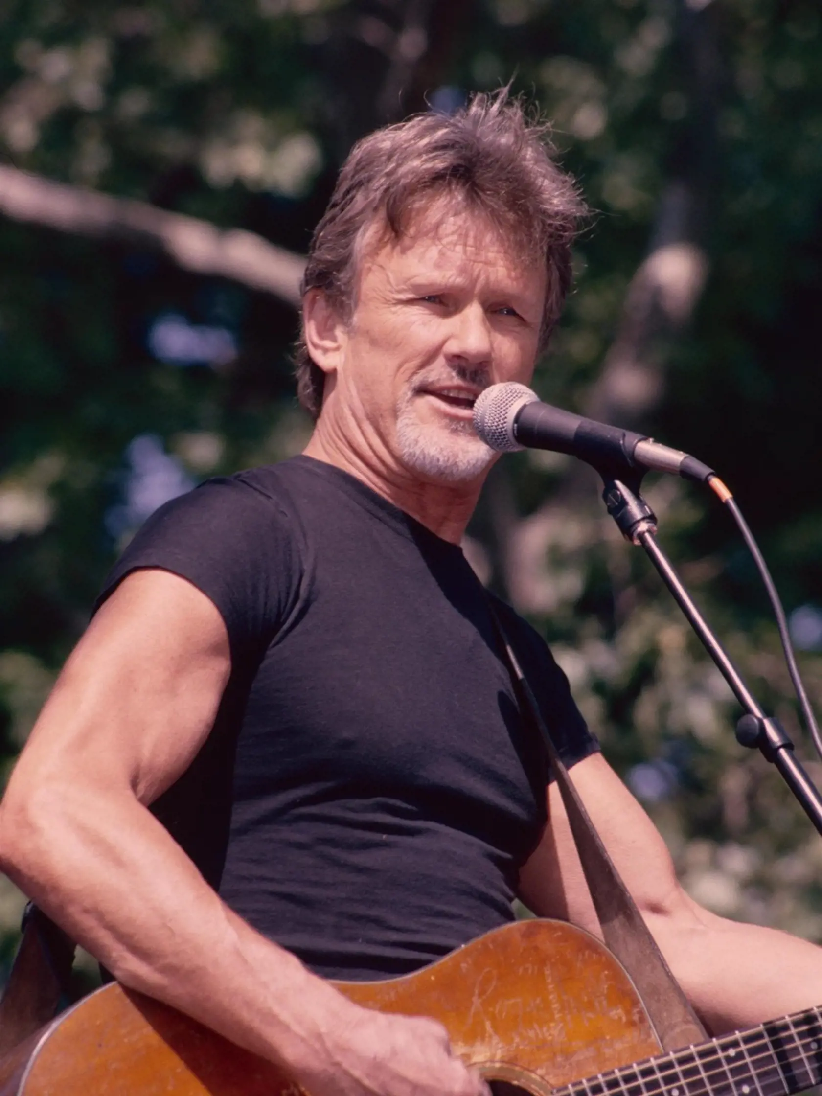 Country legenda Kris Kristofferson zomrel vo veku 88 rokov.