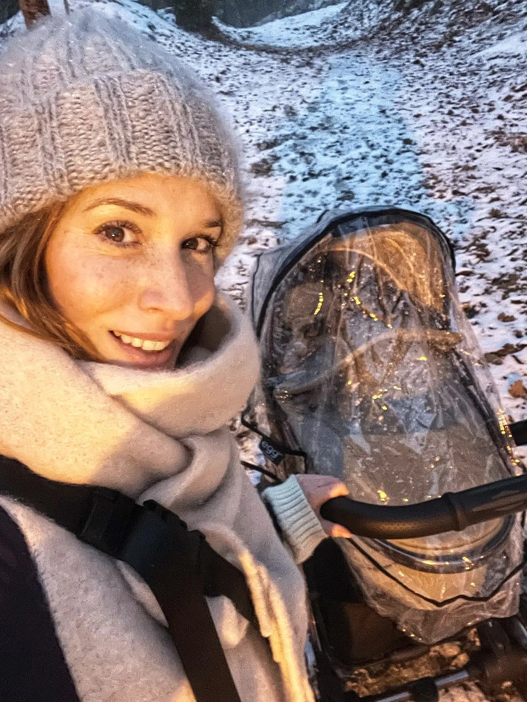 Táňa Pauhofová si s dcérkou užila prvý sneh. Na fotke doslova žiari!