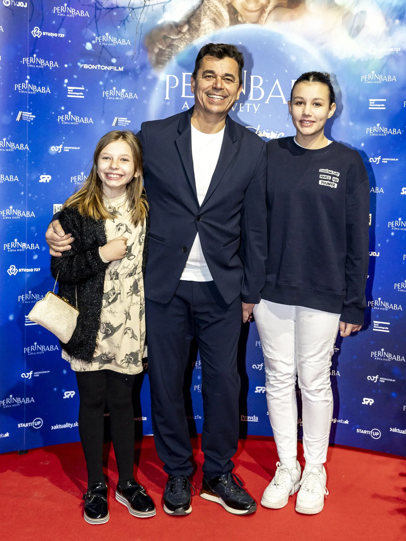 Premiéra filmu Perinbaba a Dva svety. Na snímke je Roman Pomajbo. 