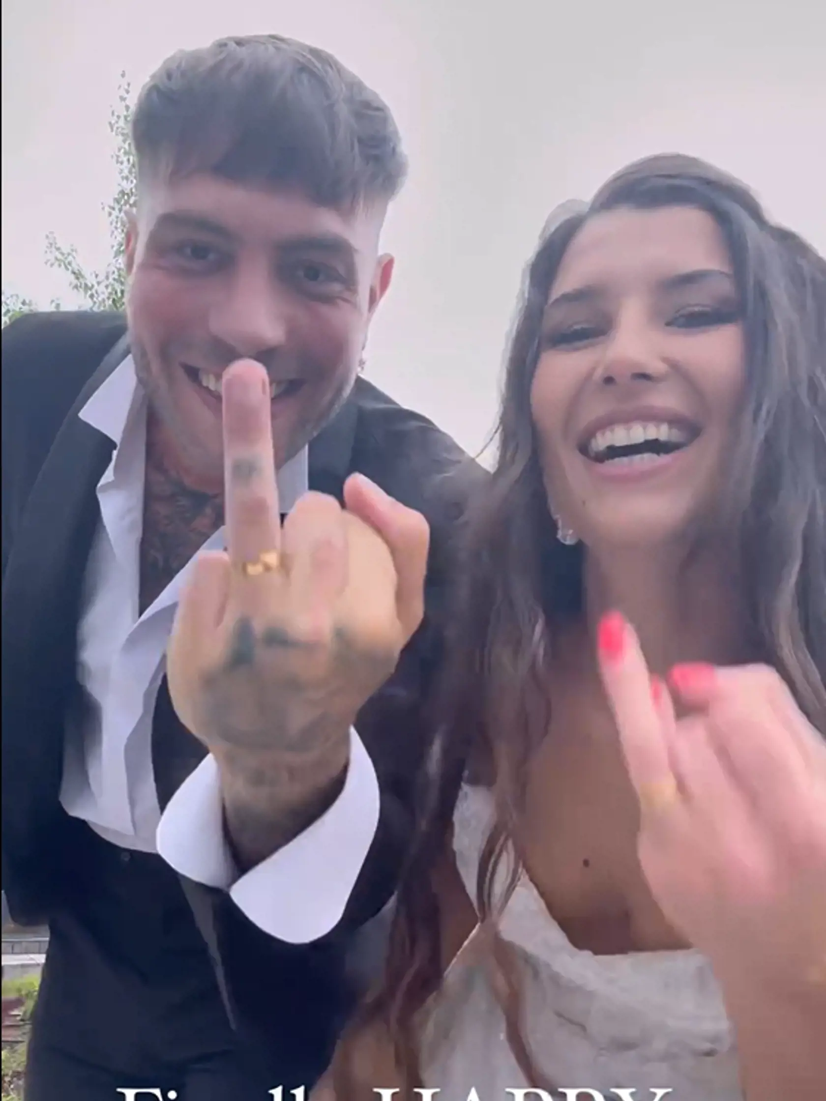Tomy Kotty a Jennifer z Ruže sa zahrali na svadbu.