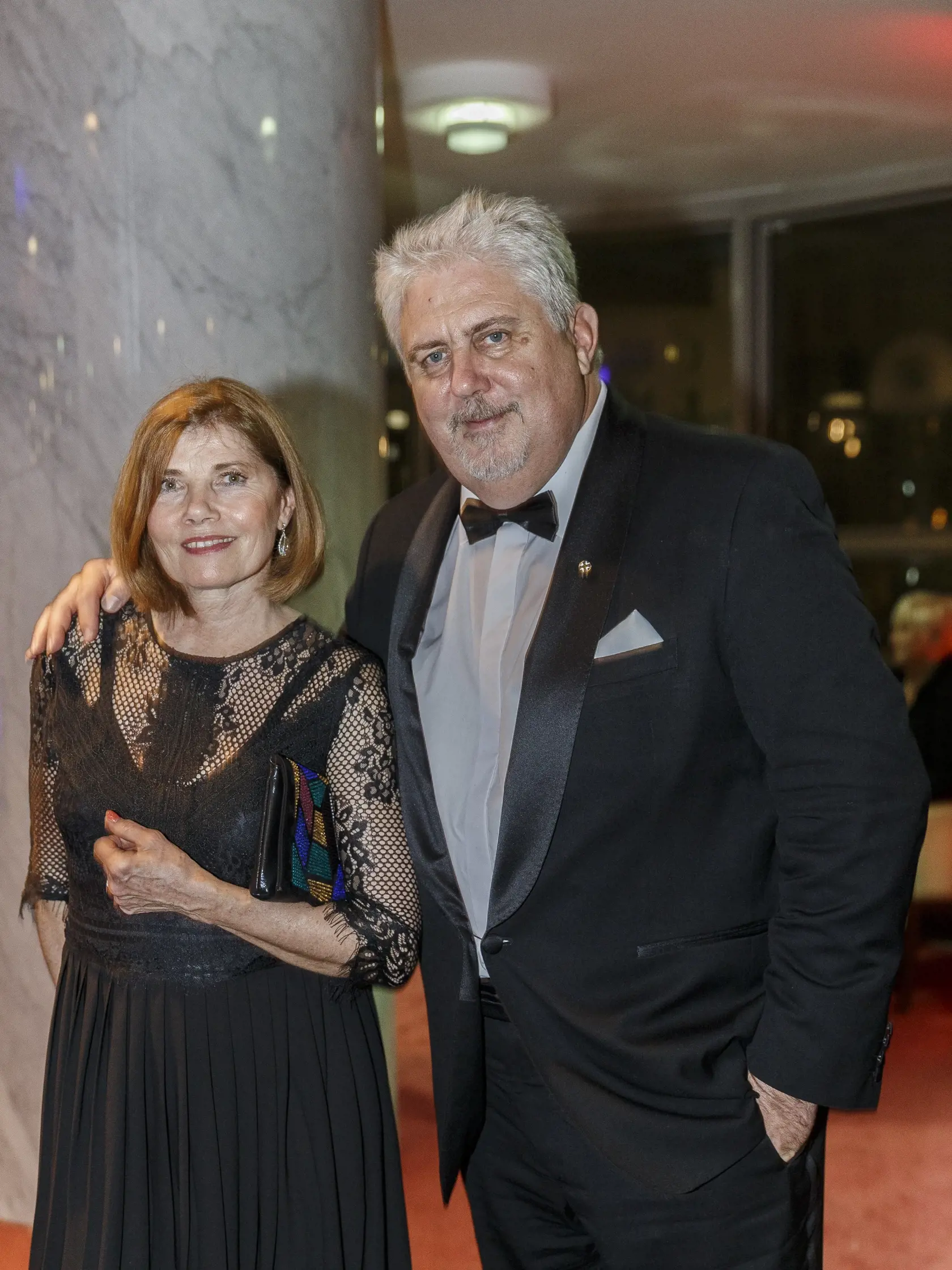 Na snímke počas párty po skončení priameho prenosu z galavečera OTO 2019. Na snímke Oliver Andrásy s manželkou.