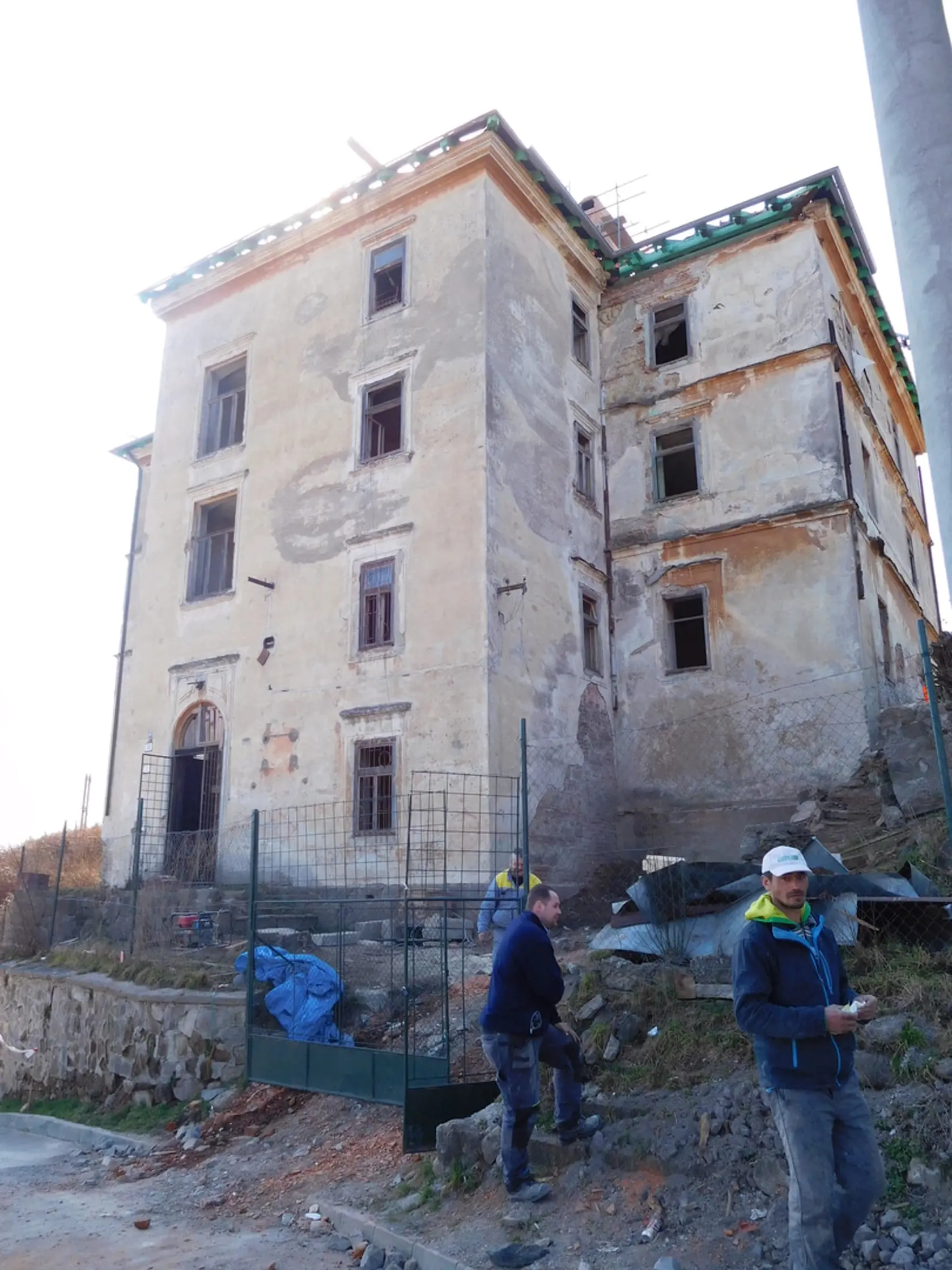 Žarnovický kaštieľ sa po rekonštrukcii stane ozdobou mesta.