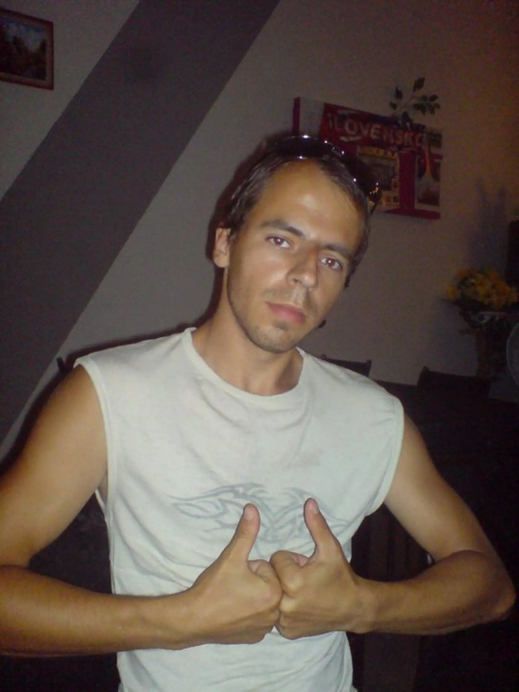 Andrej z Mama, ožeň ma.