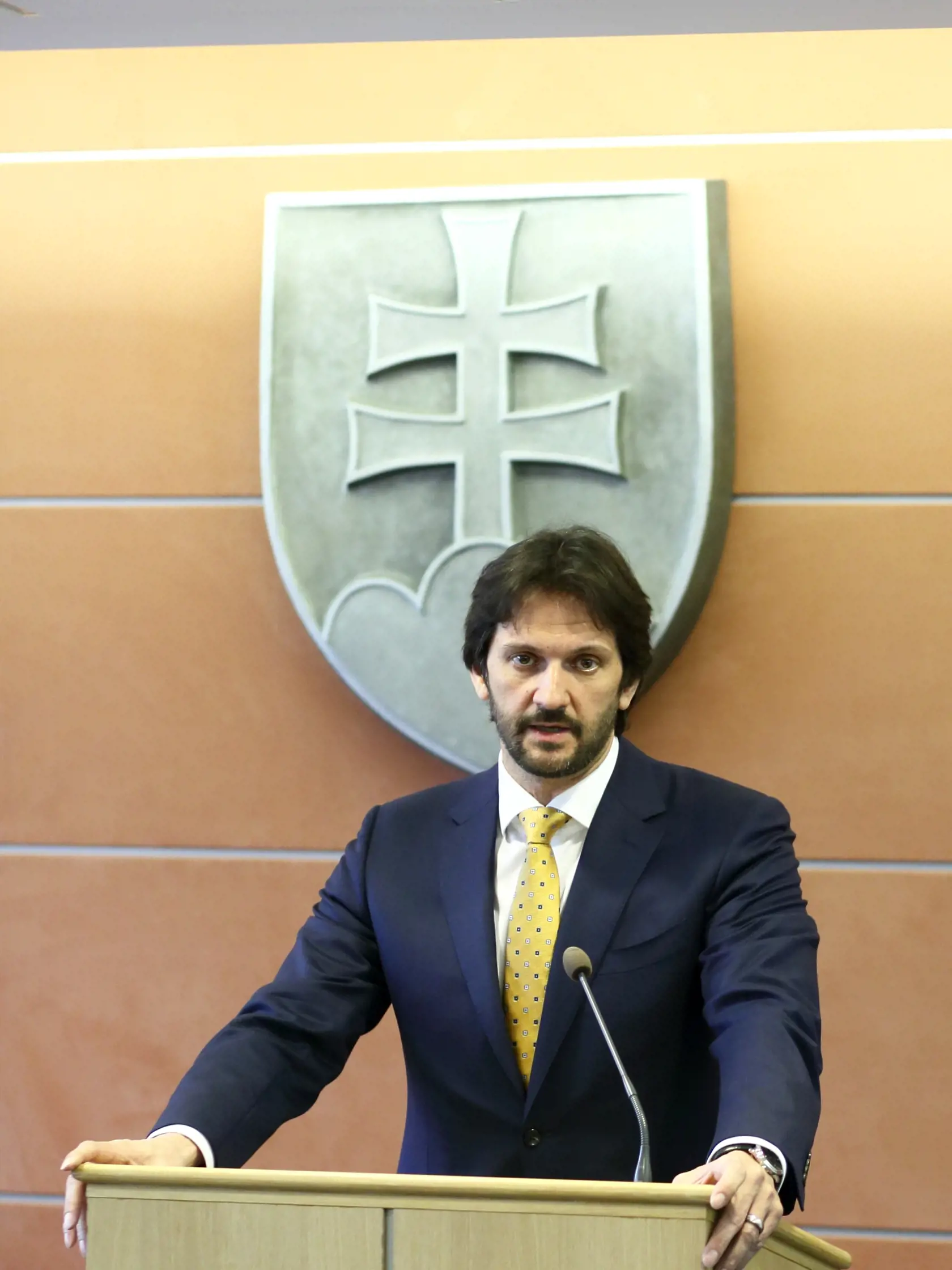 Na snímke minister vnútra Robert Kaliňák, strana SMER SE? ktorý oznamuje novinárom svoju demisiu.