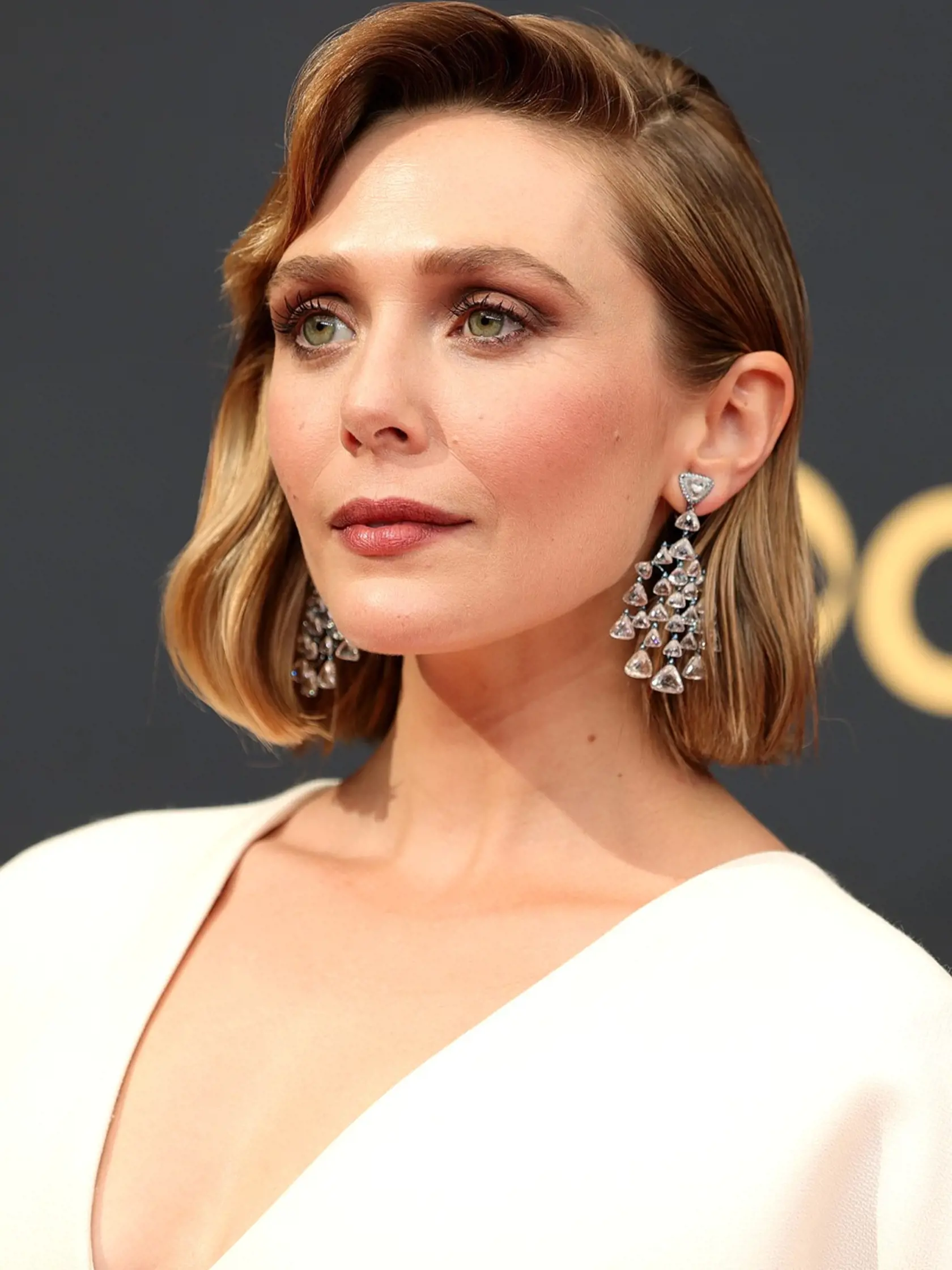 Elizabeth-Olsen