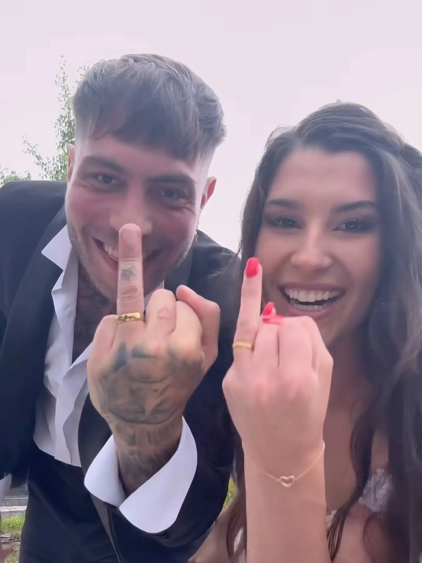 Jennifer opäť šokuje! Je vydatá za Tomyho Kottyho?