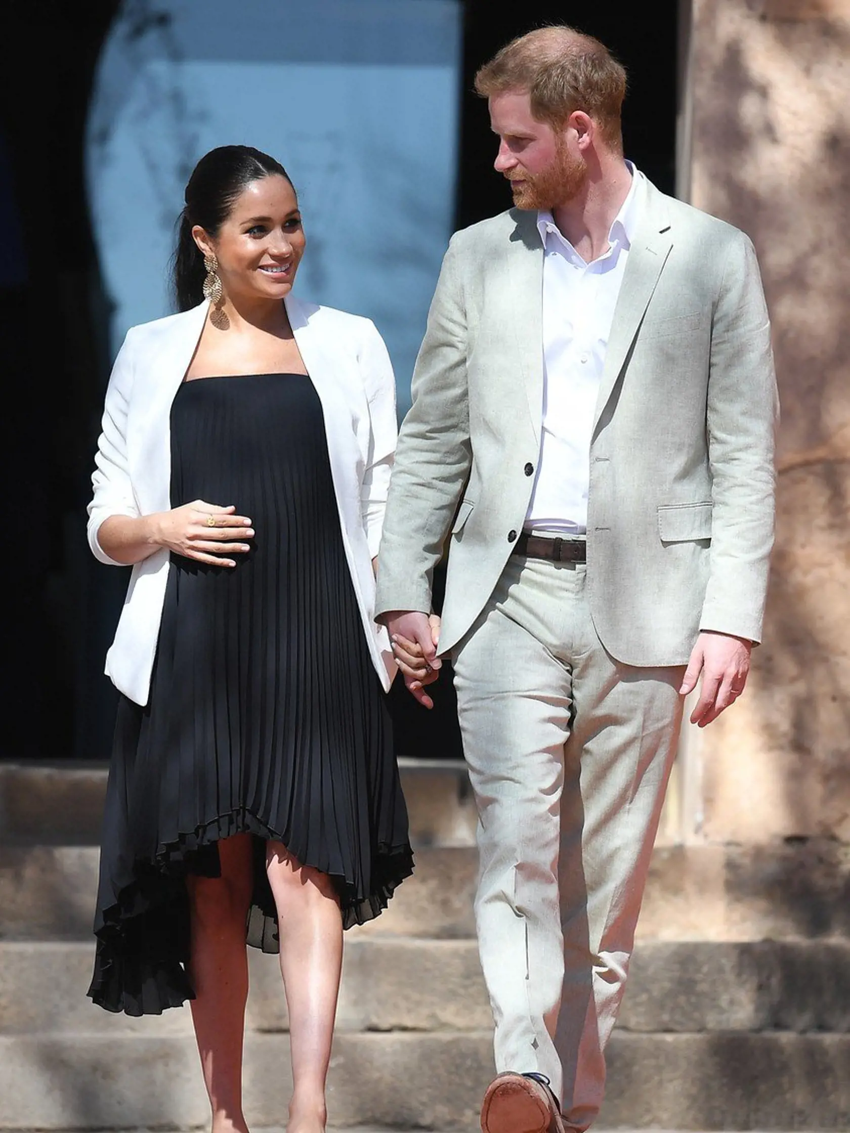 Meghan Markle a princ Harry sa stali rodičmi synčeka, ktorý zatiaľ nemá meno.