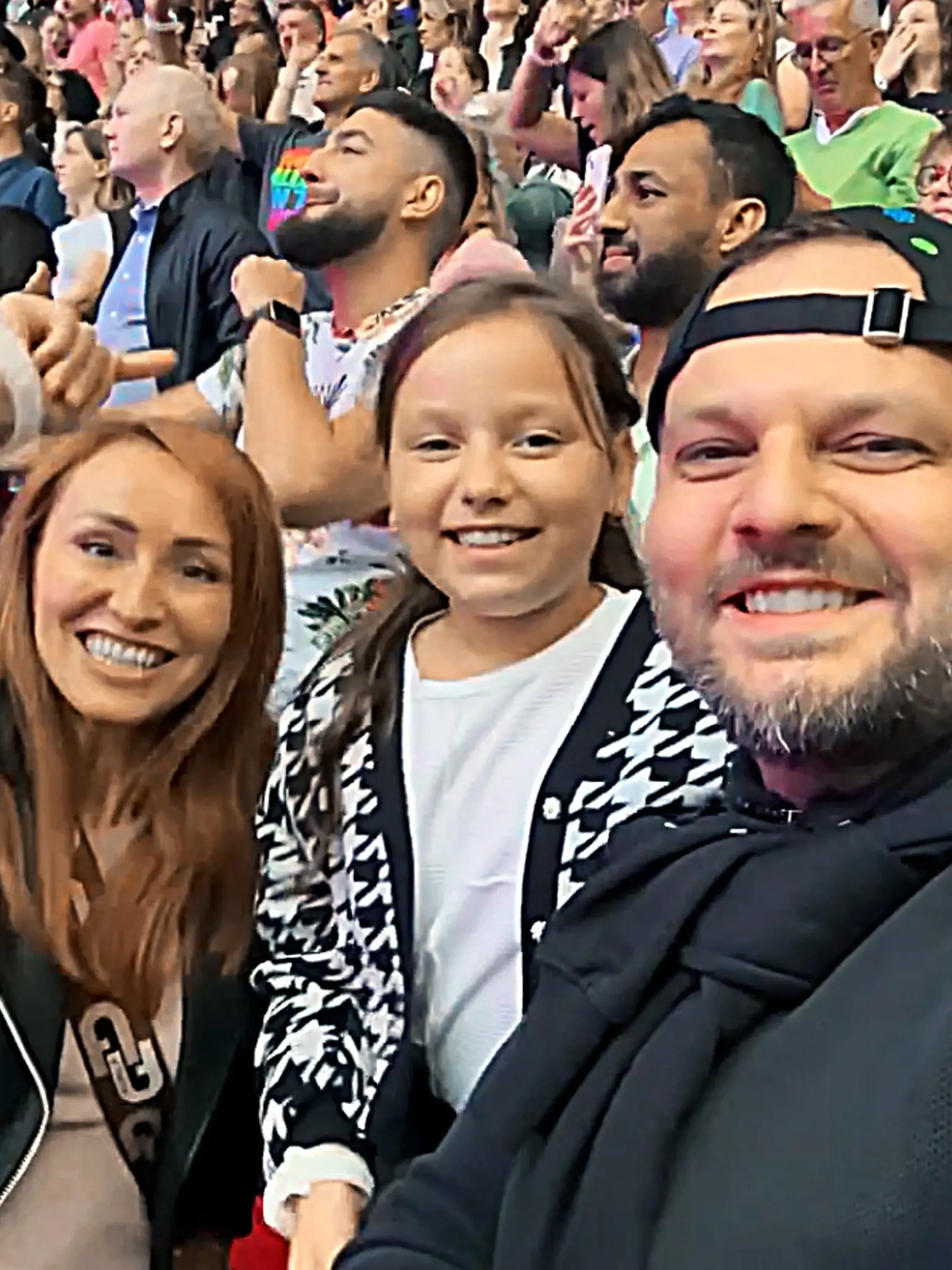 Moderátor Milan „Junior“ Zimnýkoval si s rodinkou užíval spoločné voľné chvíle.