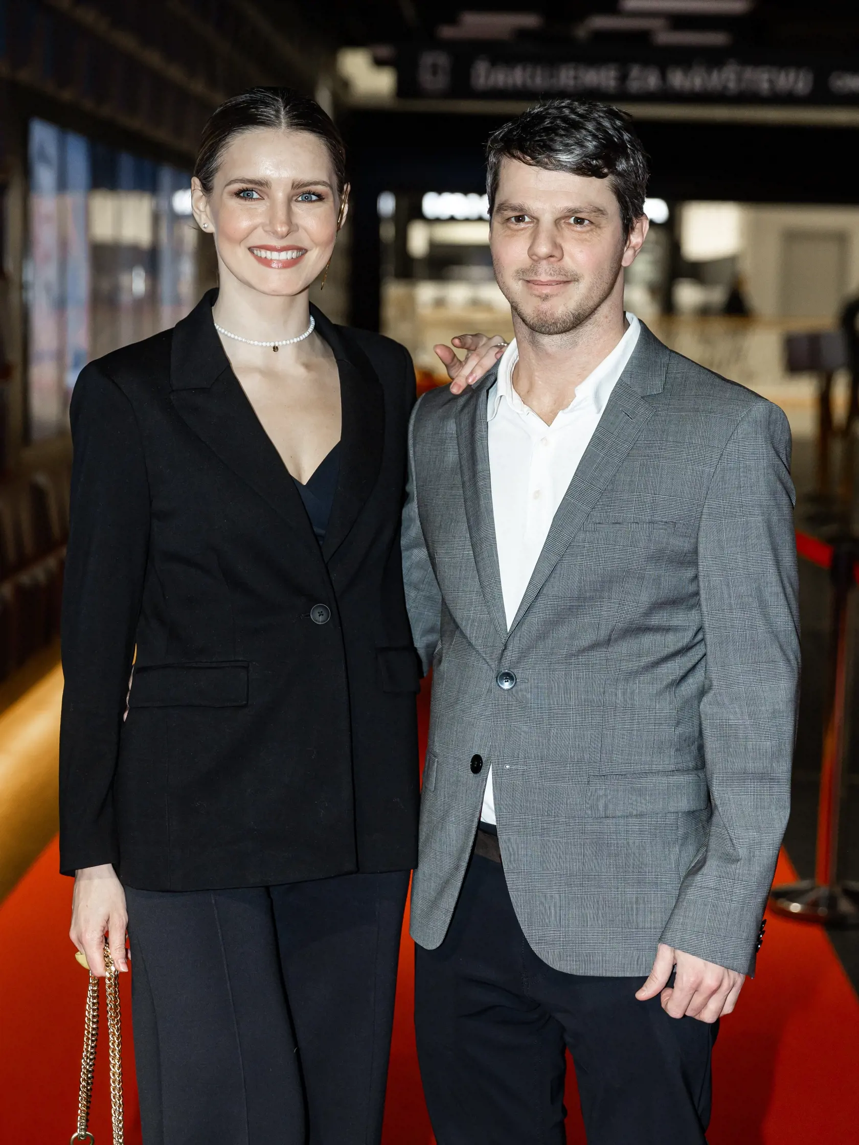 Premiéra slovenskej filmovej minisérie “Metóda Markovič: Hojer” v Bratislave. Na snímke Monika Horváthová s manželom Dominikom.
