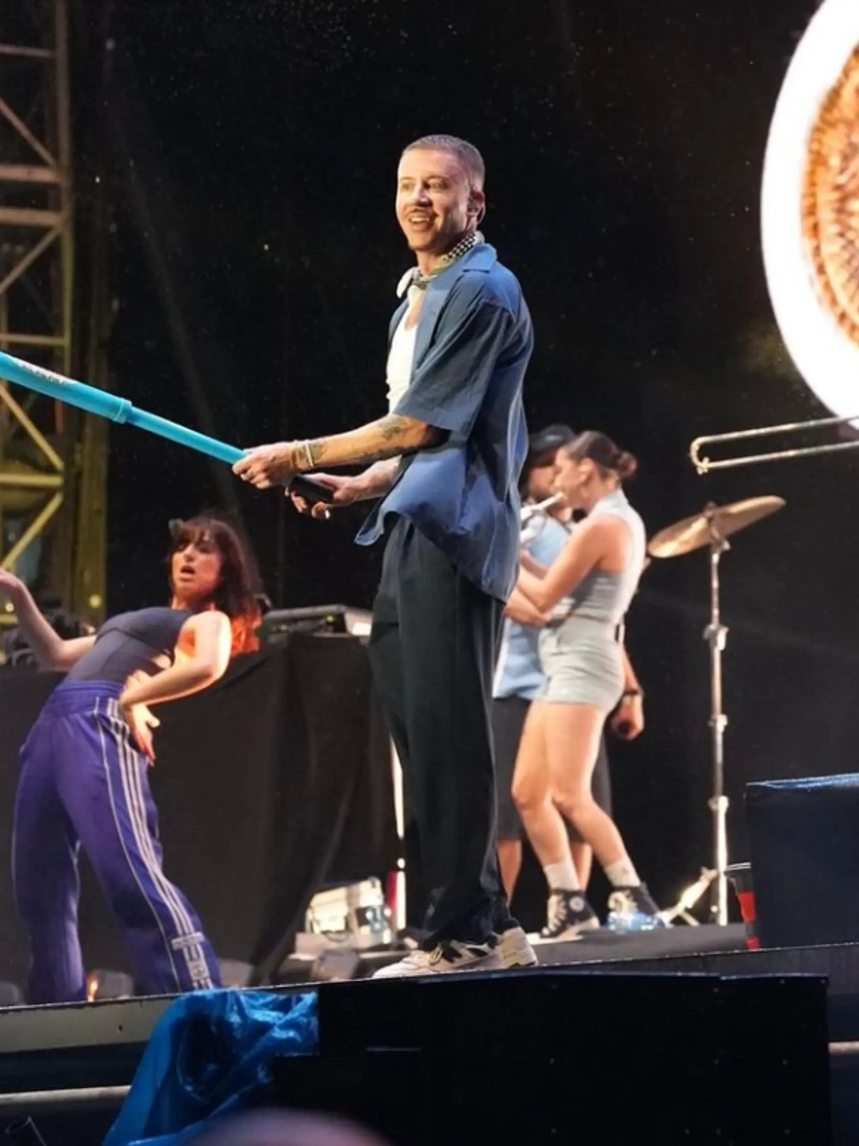 Macklemora ani jeho fanúšikov dážď nezastavil.