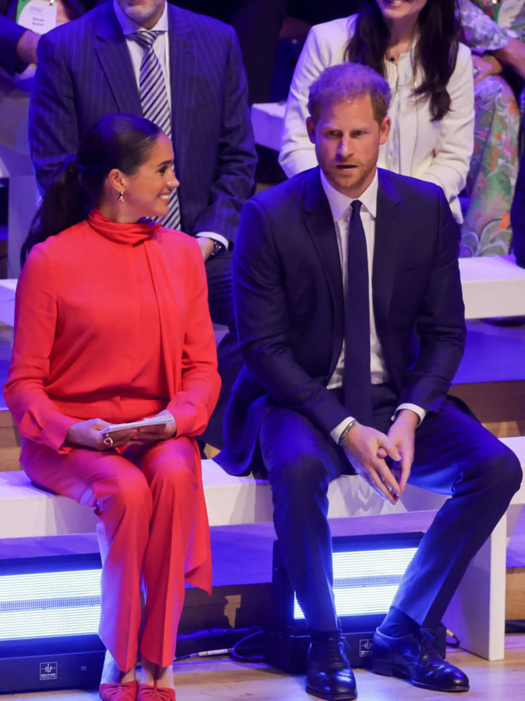 Princ Harry pôsobil po boku Meghan ako jej osobný strážca.