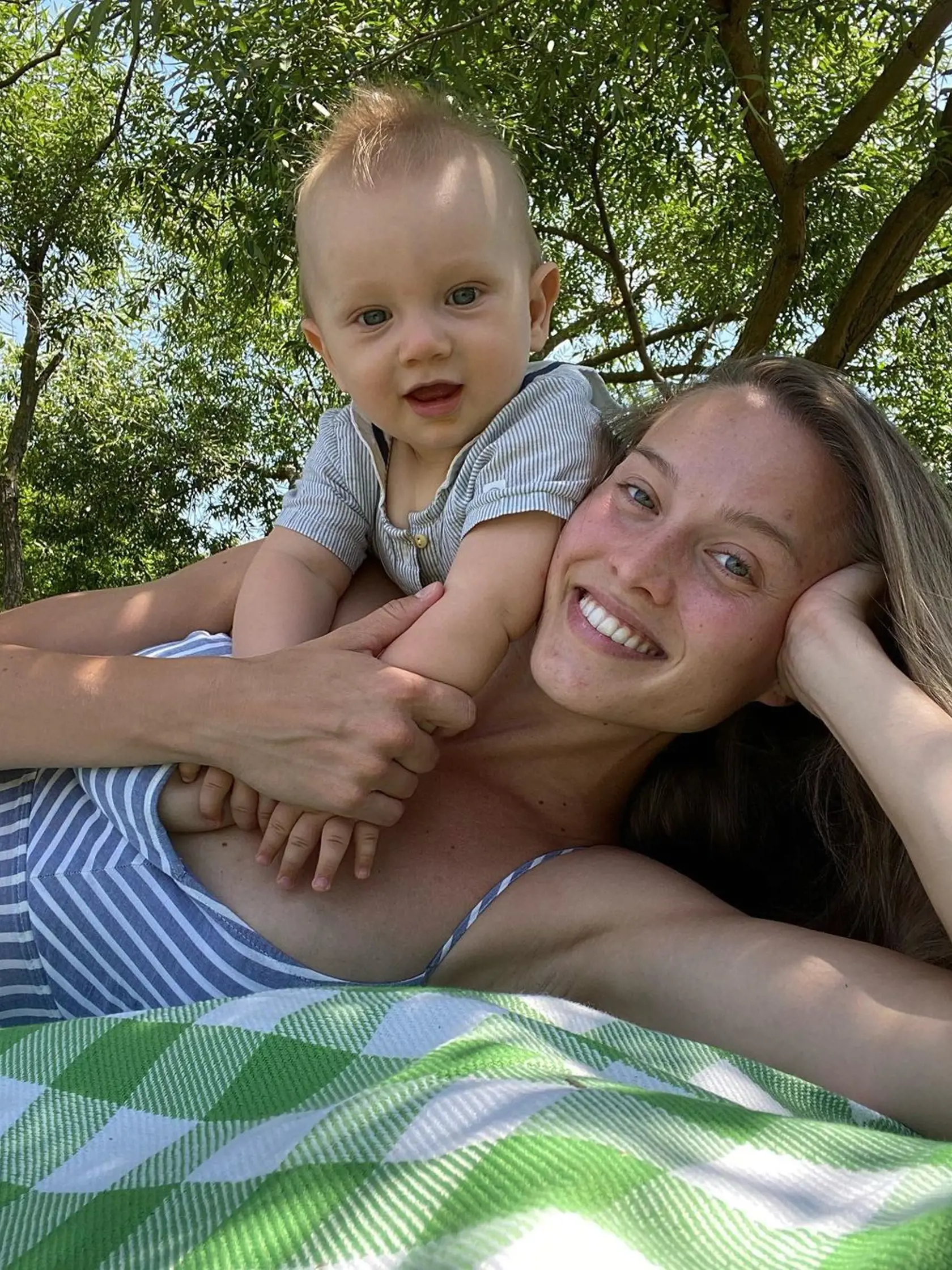 Mama Bibiana s polročným Alankom