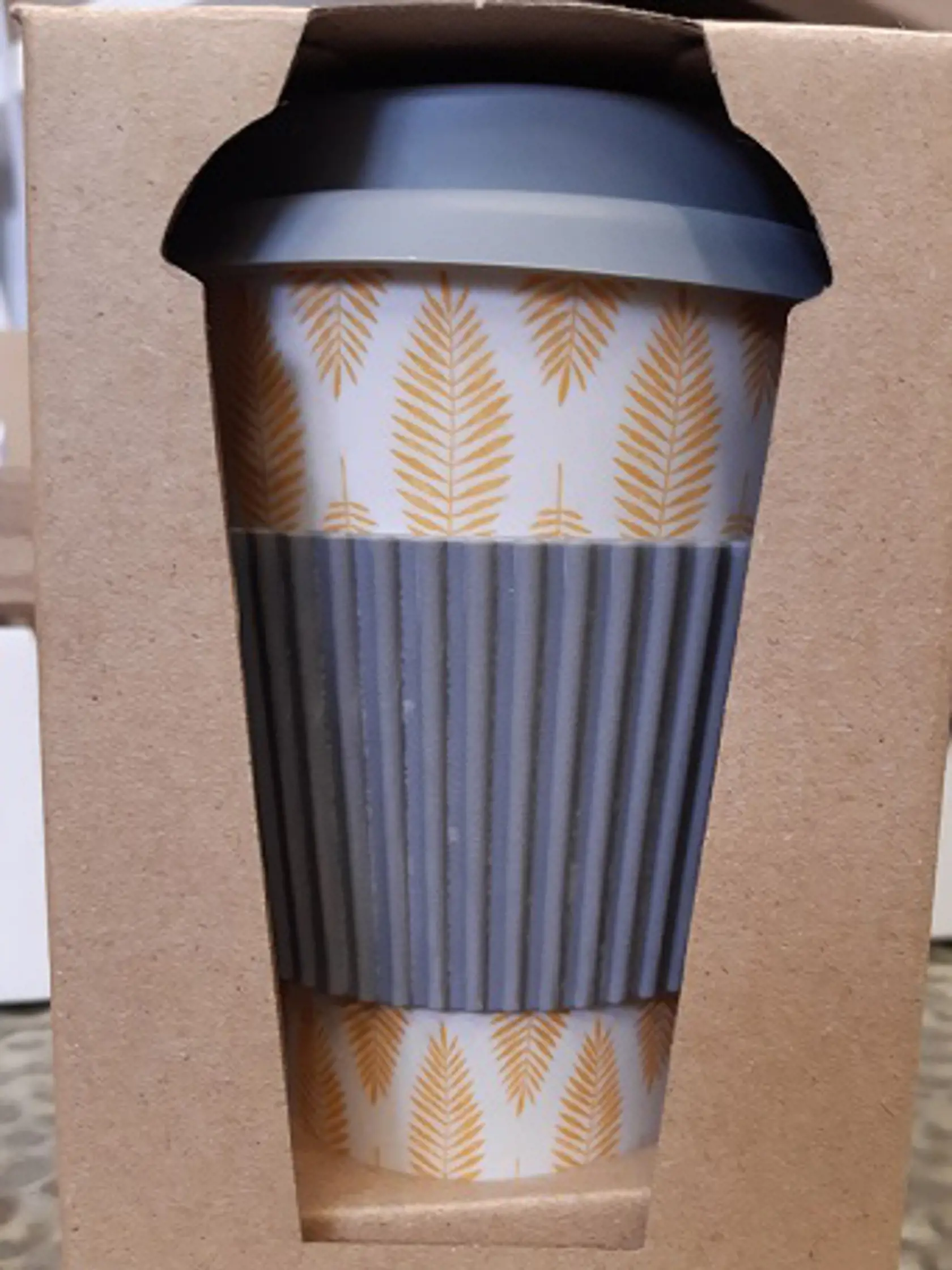 ÚVZ SR upozorňuje na nebezpečný výrobok, pohár Drinking cup.