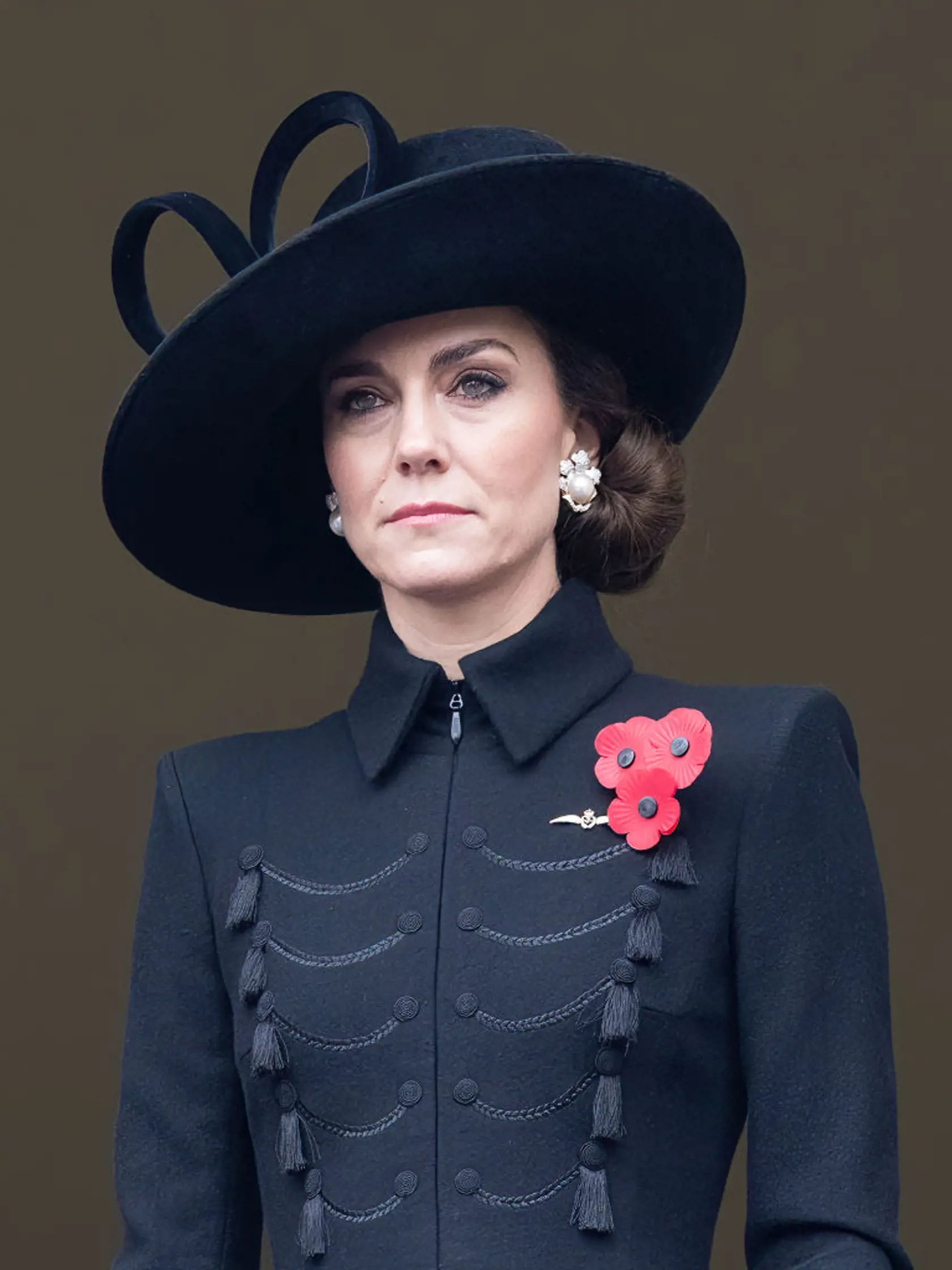 Kate na balkóne počas pôdujatia pôsobila veľmi unaveno.