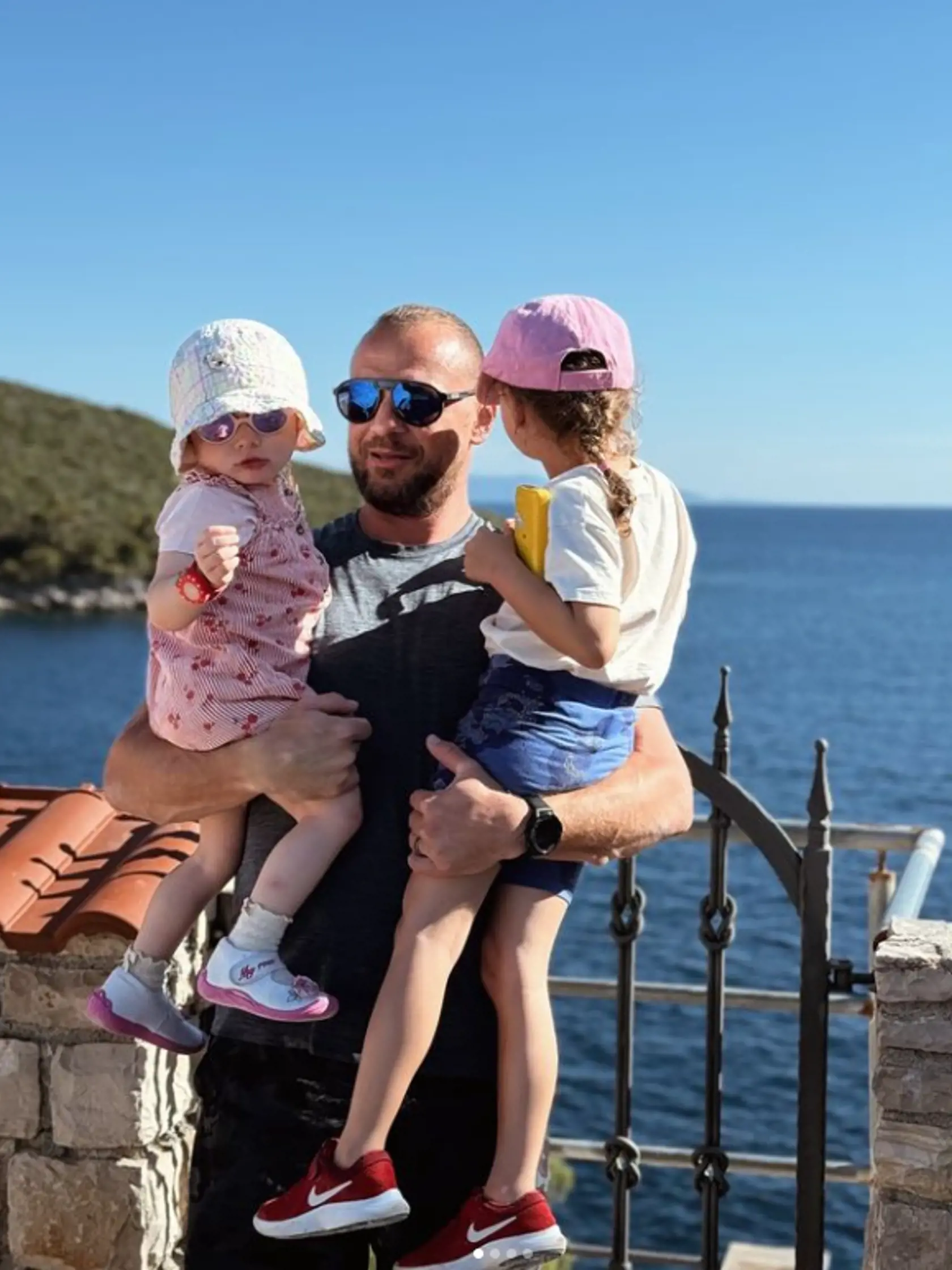 Manželia Gáboríkovci opäť dovolenkujú v milovanom Chorvátsku. Tentoraz sa rozhodli, že pár dní pobudnú s dcérkami aj na jachte.