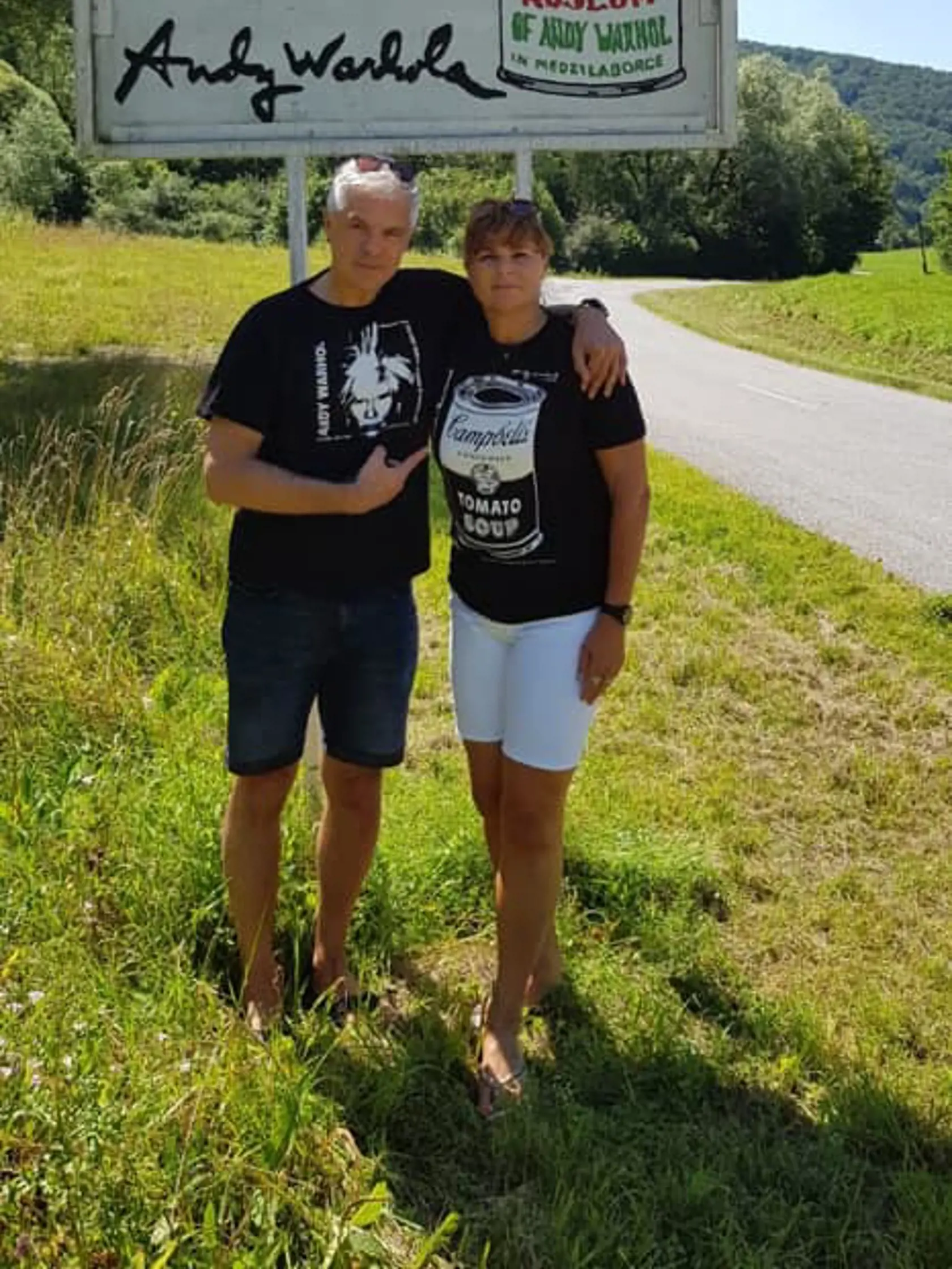 Ivan Korčok - "Miková, rodná obec rodičov Andyho Warhola. Medzilaborce, unikátne Múzeum moderného umenia Andyho Warhola venované tejto ikone pop artu metropola východu Košice a ideme na juh, do Tokajskej oblasti"