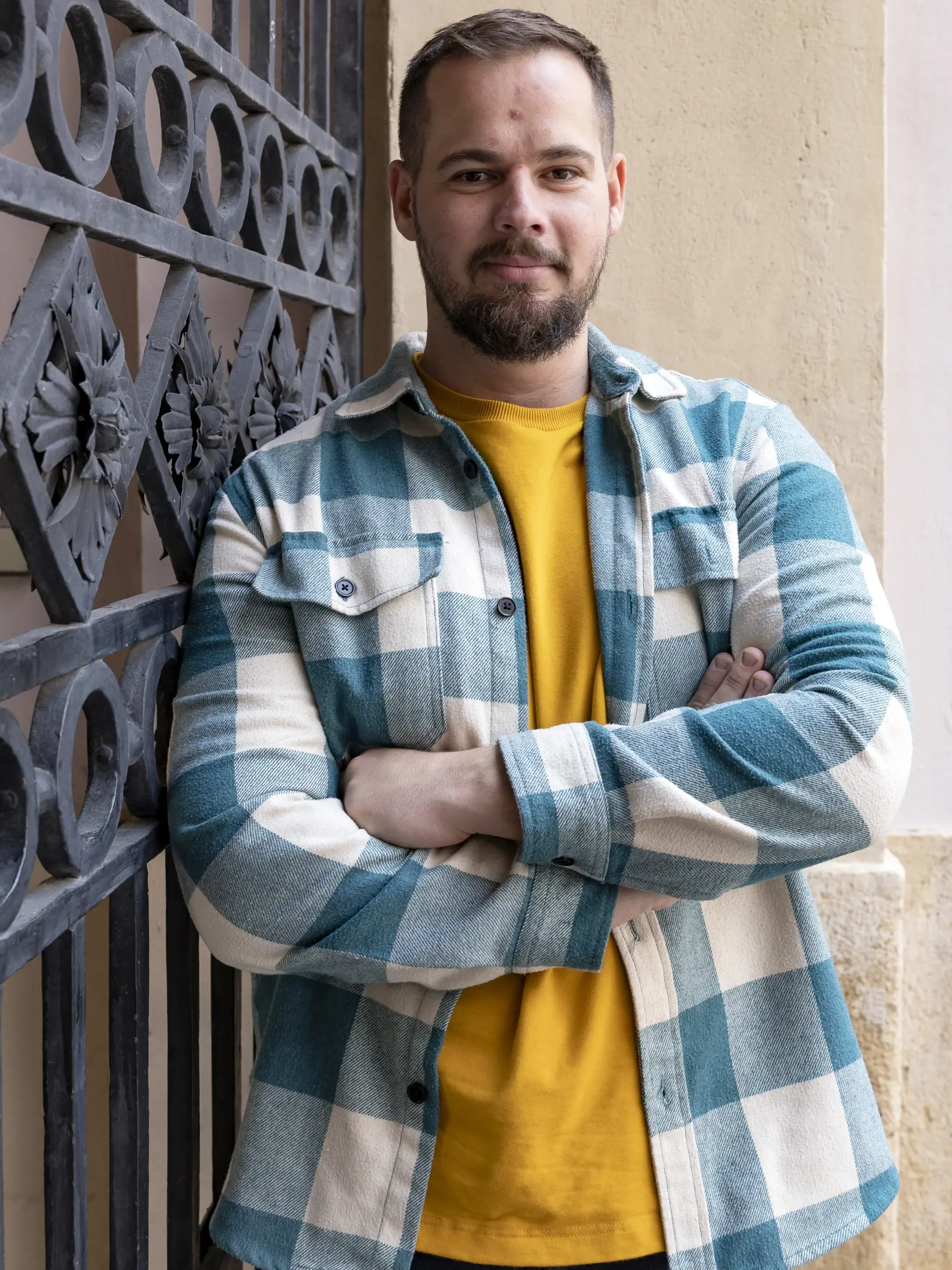 Slovenský internetový komik František Košarišťan, známy pod pseudonymom Fero Joke. Jeho zdravotné problémy sa podpísali na tvári.
