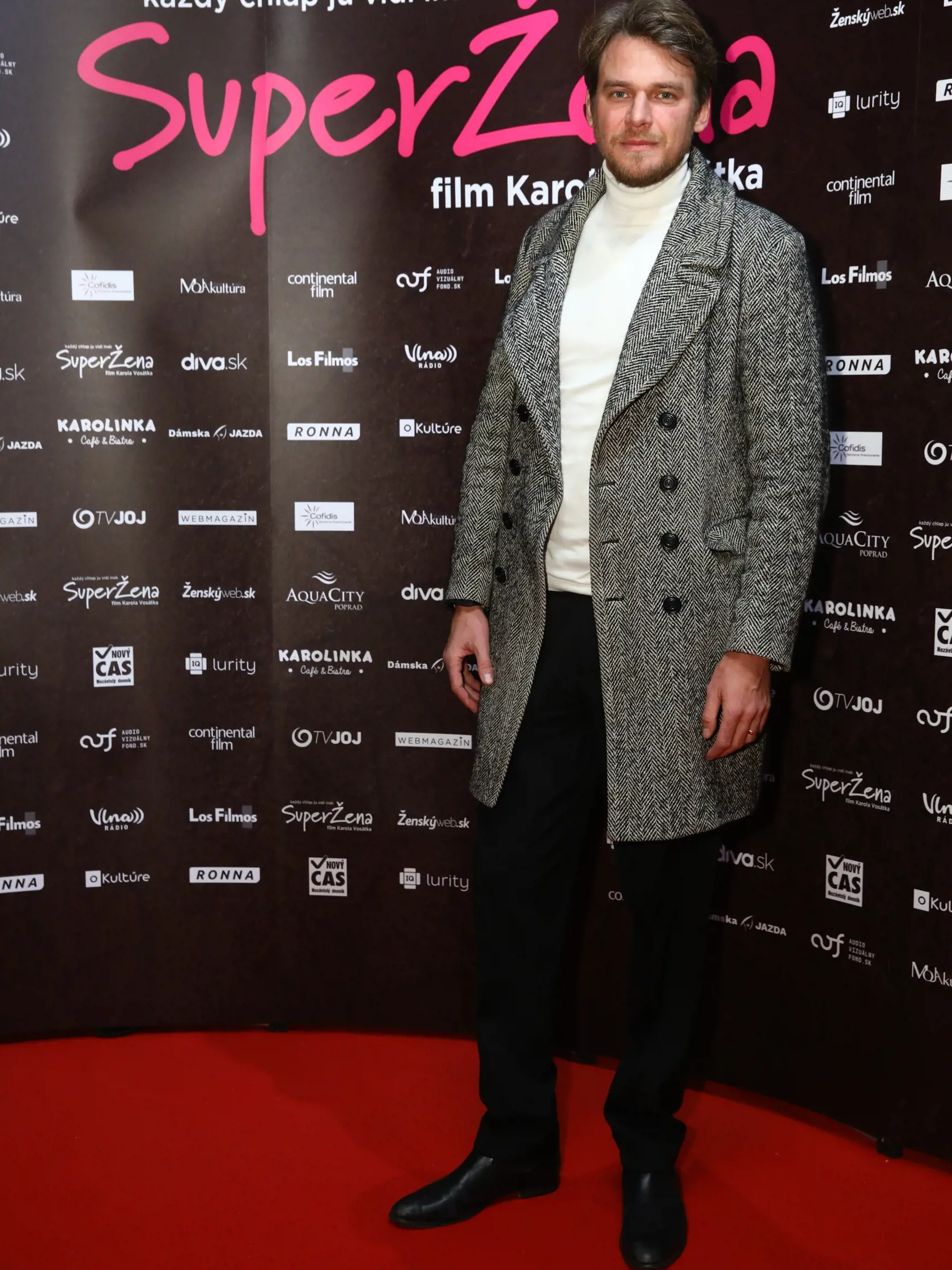 Vojta Dyk by sa okrem filmu uplatnil aj v modelingu.