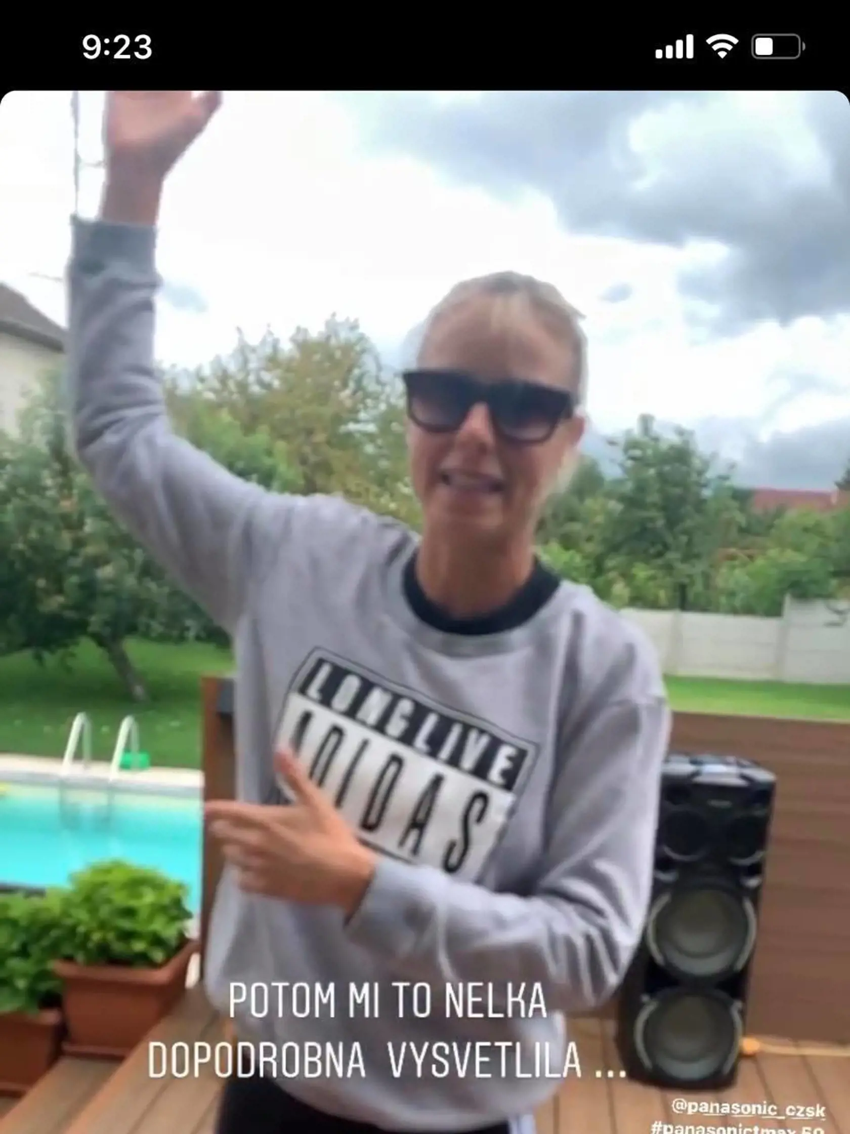 Nela Pocisková dva roky skrýva tvár dcérky Liany, no najnovšie to Filip Tůma neodhadol a omylom ju ukázal v spomalenom videu na Instagram.