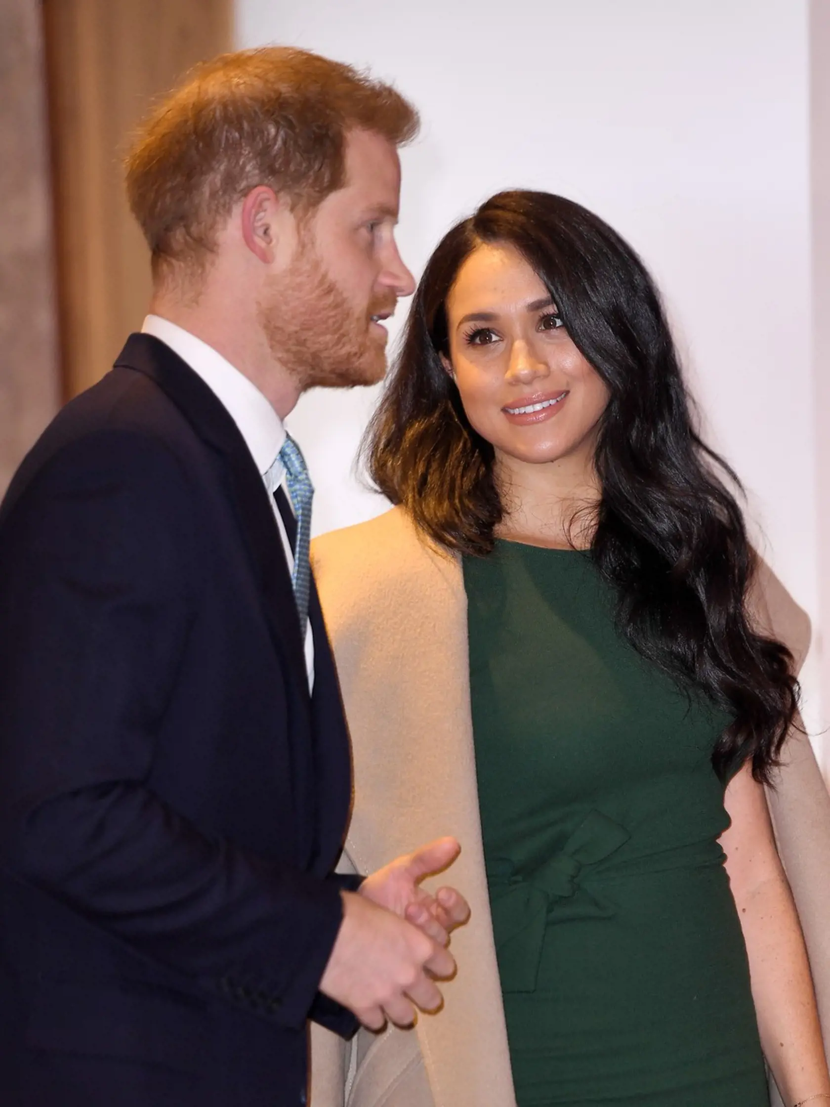 Časť roka by Meghan, Harry a Archie mali stráviť v Kalifornii, aby boli nablízku americkej babičke Dorii Ragland.