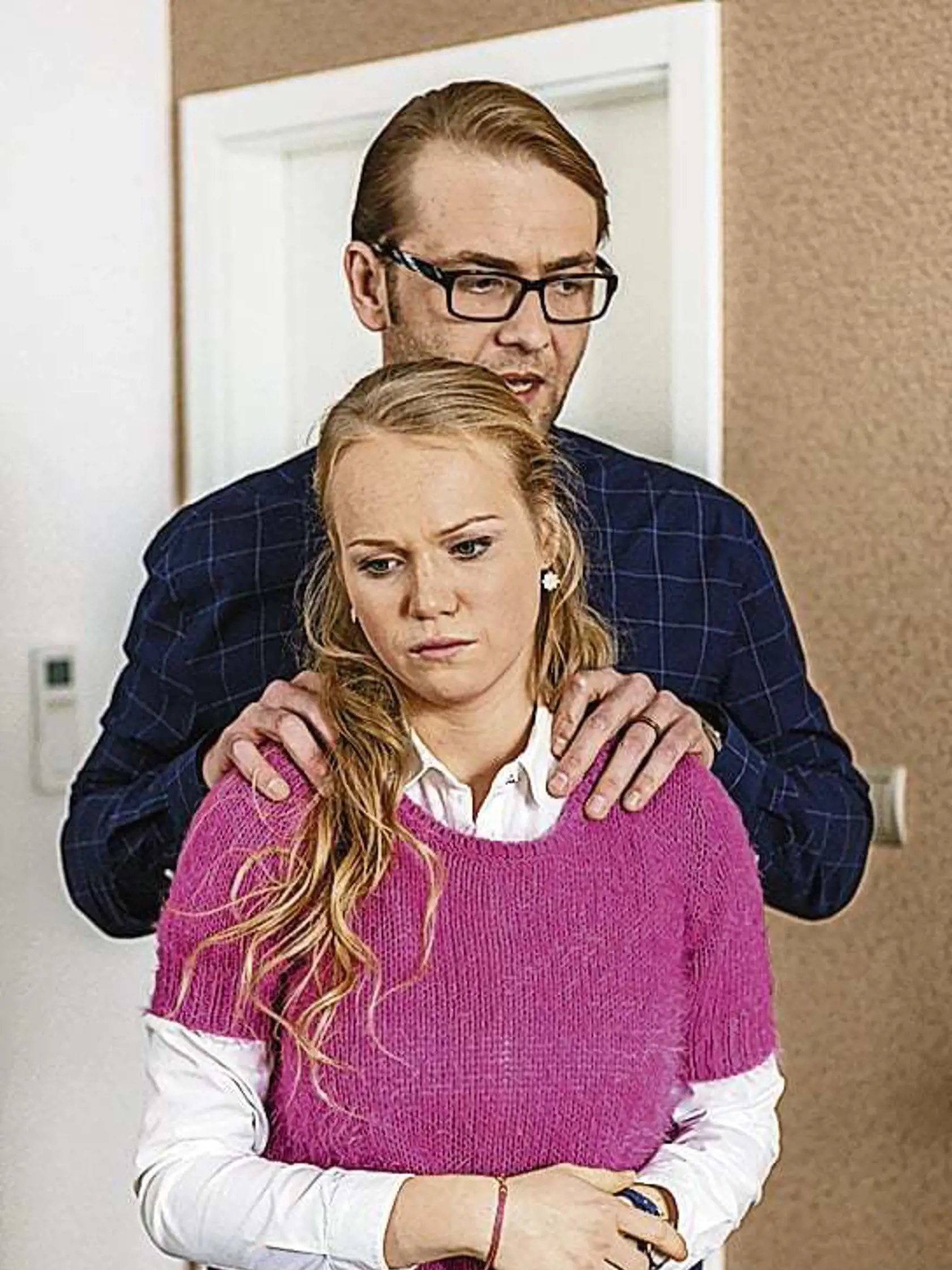 Dominika Zeleníková v seriáli Divoké kone po boku Roba Haláka.