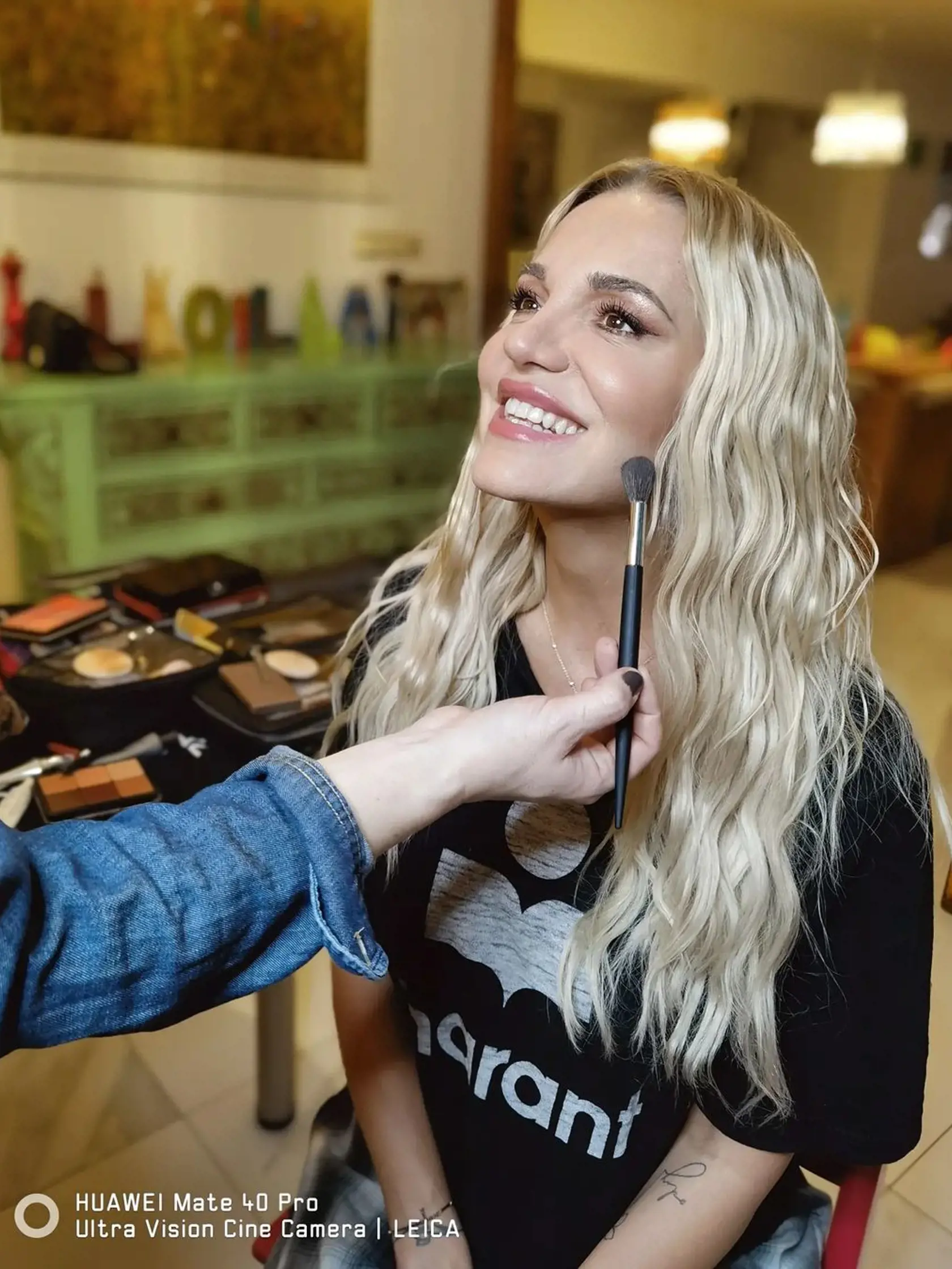 Dara Rolins a jej dychberúci džínsový outfit