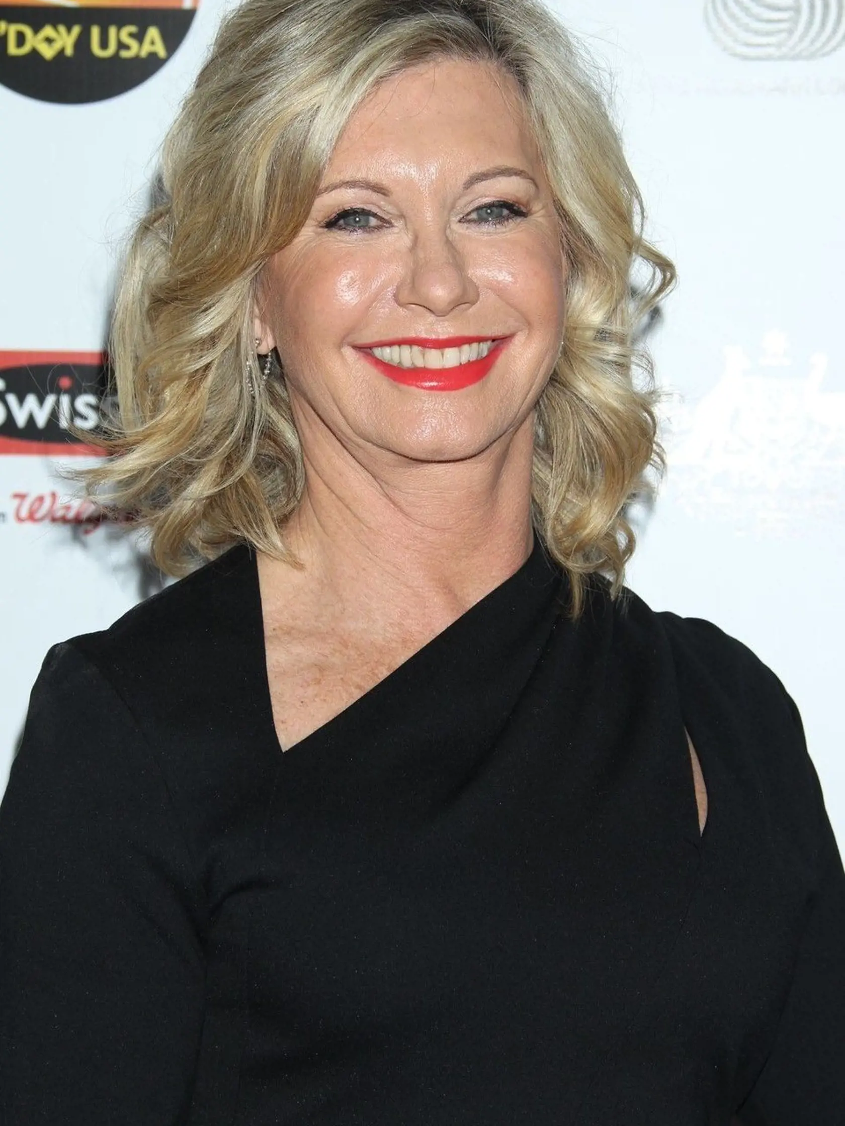 Olivia Newton-John (65) stále spieva a vystupuje.
