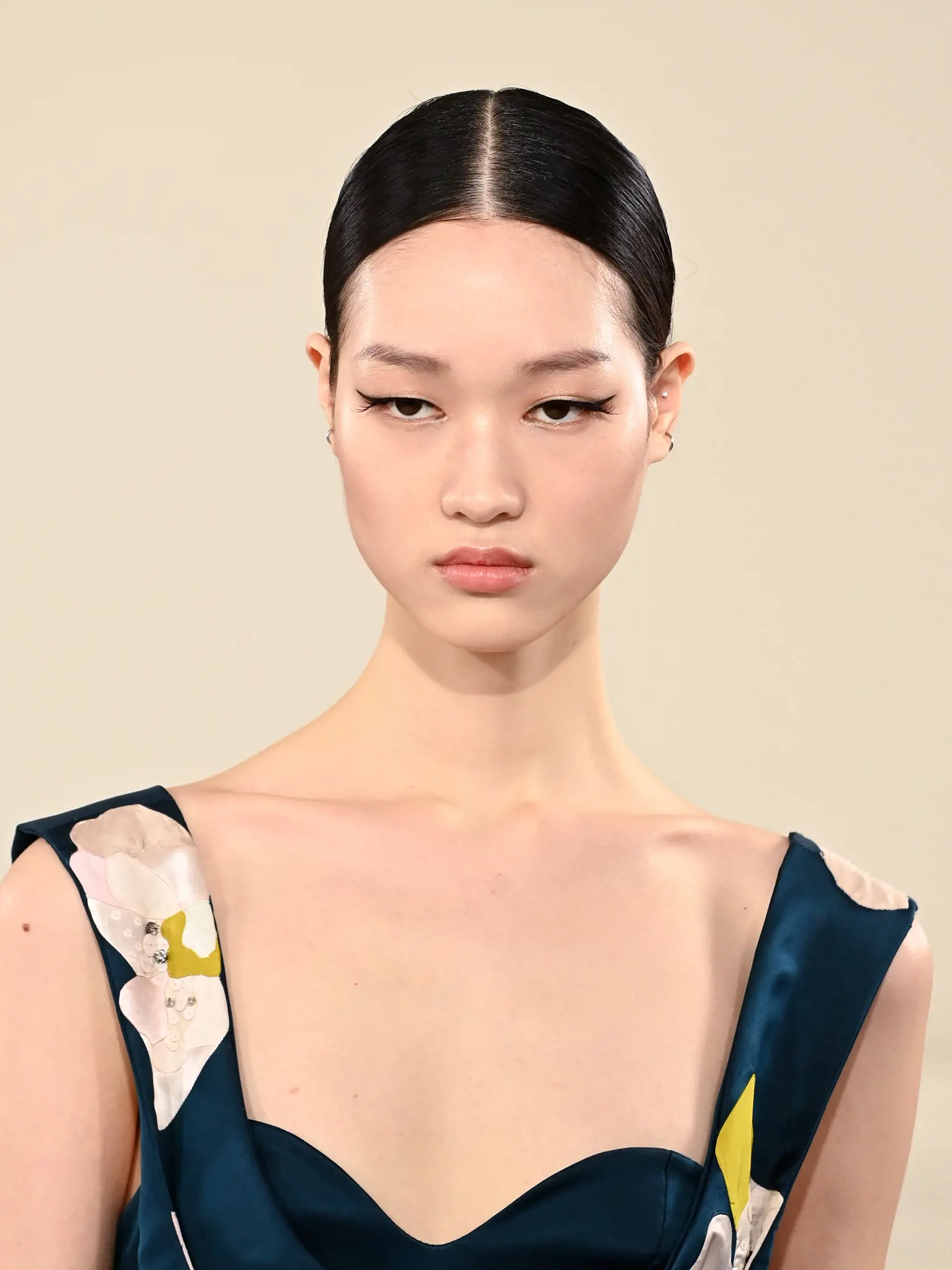 Valentino : Runway - Paris Fashion Week - Haute Couture Spring/Summer 2022