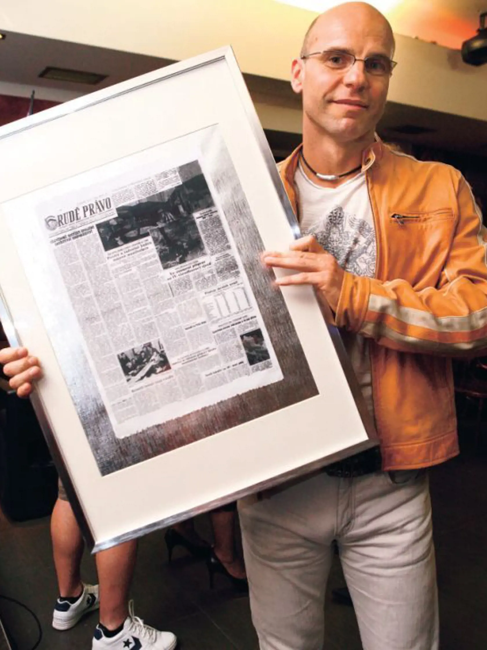IGOR BUKOVSKÝ a jeho originálny darček.