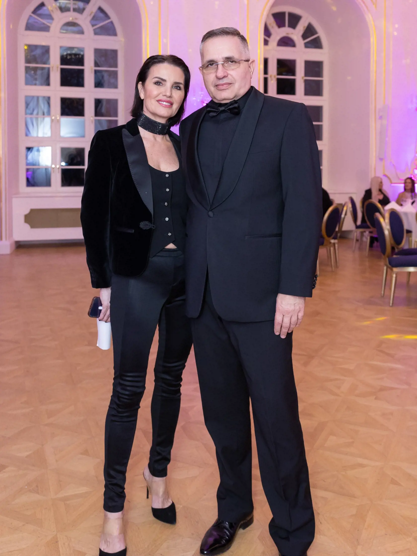Oslava prvých narodenín stomatologickej spoločnosti Doktor úsmev v priestoroch pezinského zámku Šimák. Na snímke je Silvia Lakatošová a Pavol Chovanec.
