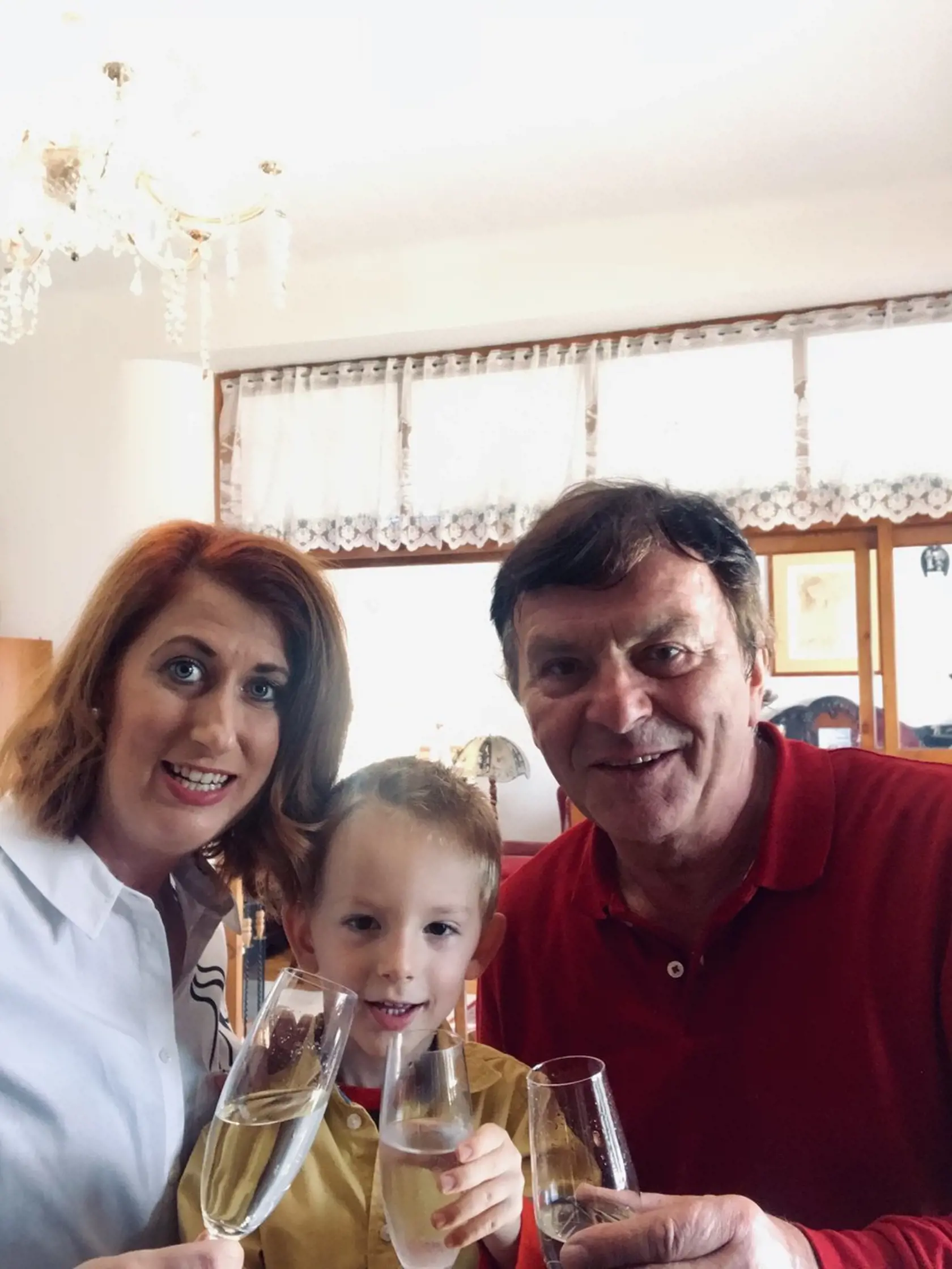 Pavel Trávníček oslávil 70-ku s manželkou a najmladším synom.