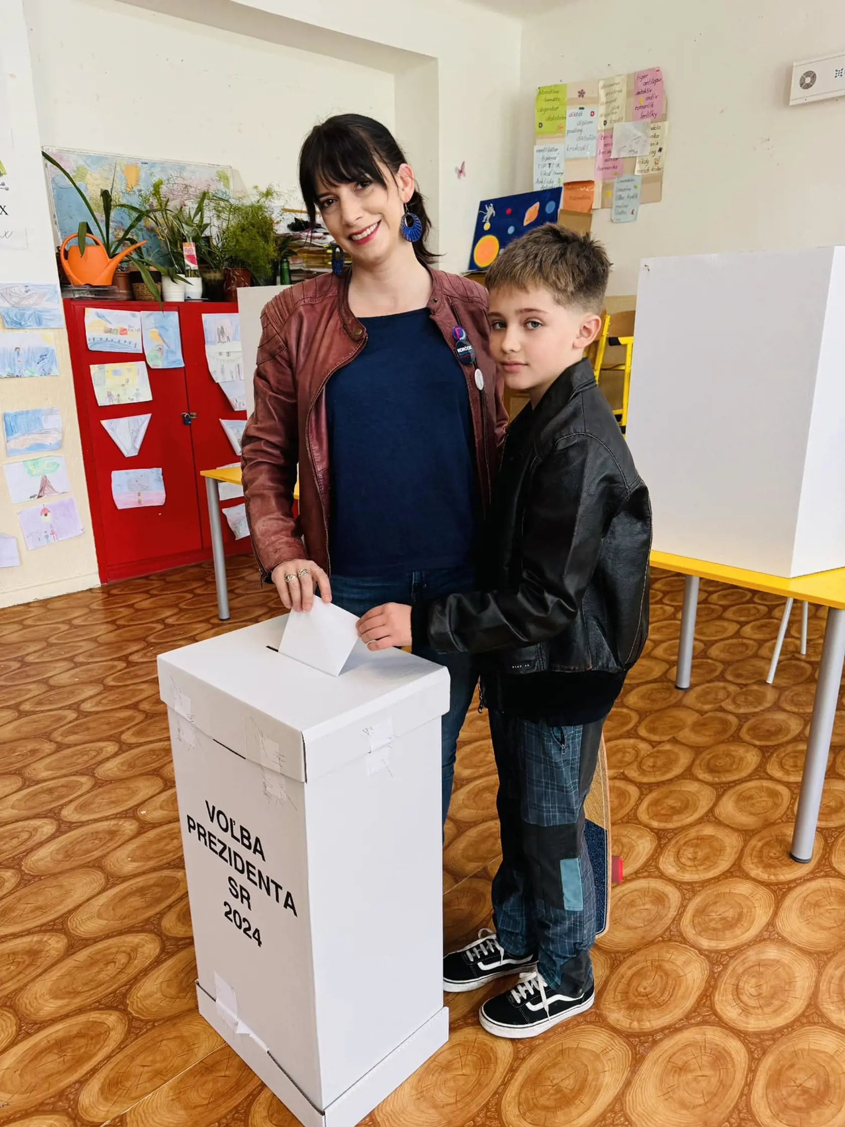 Dorota Nvotová so synom.