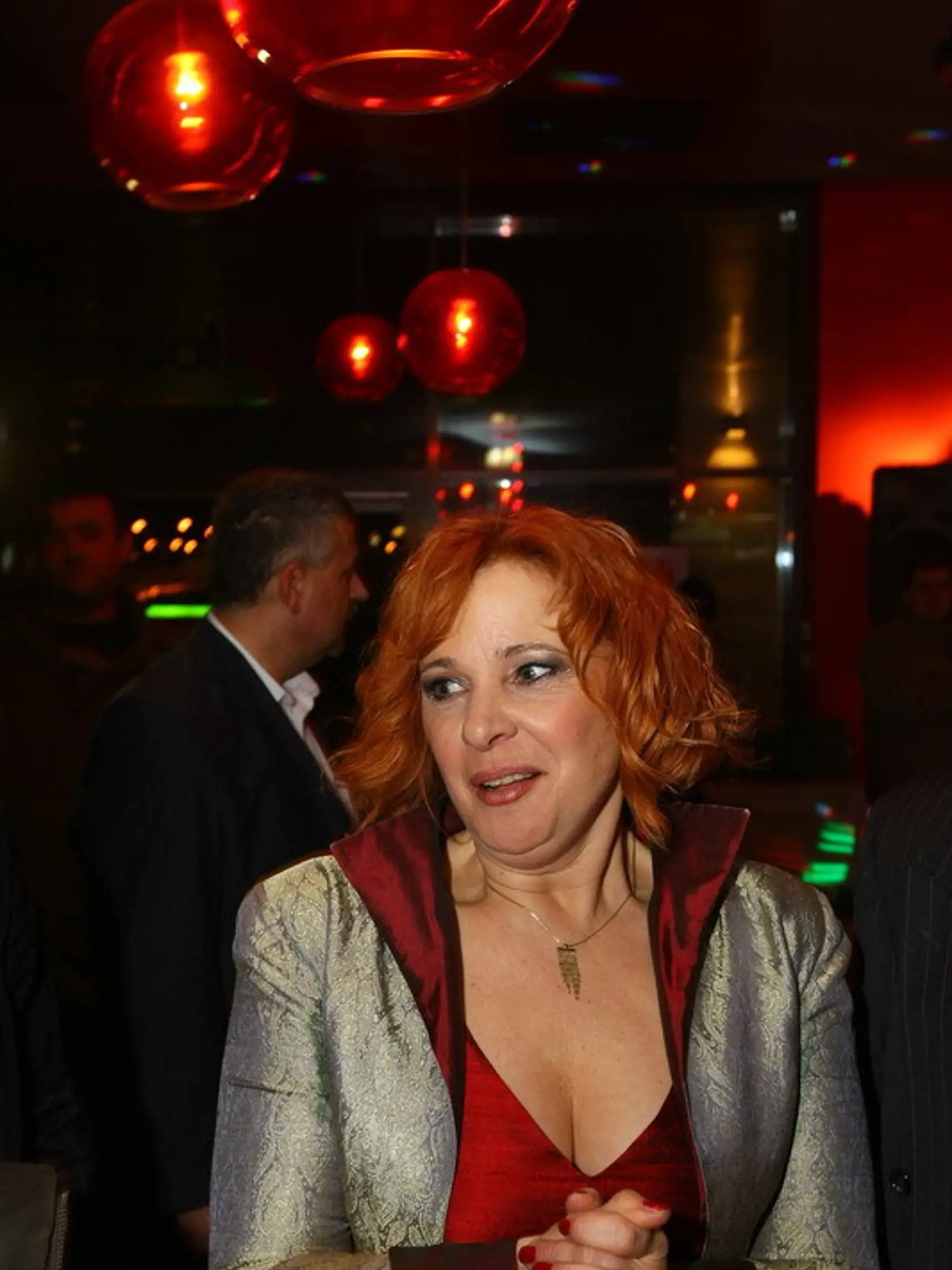 Kamila Magálová na párty po premiére filmu Líbáš jako bůh