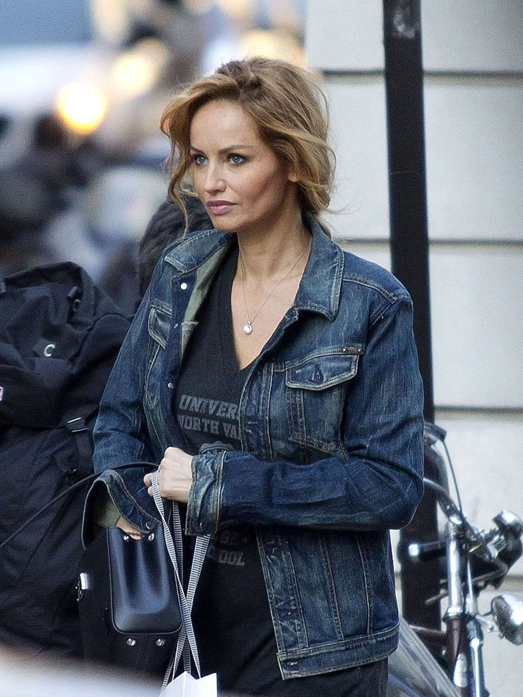 EXCLUSIVE: Adriana Karembeu strolling in Paris Paris, France September 30th 2015, Image: 260665924, License: Rights-managed, Restrictions: , Model Release: no, Credit line: Profimedia, KCS Presse