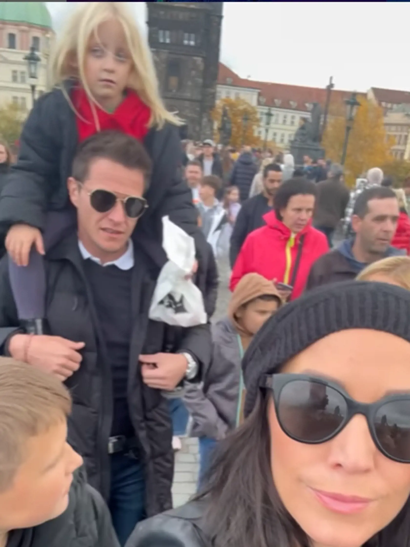 Agáta s Mirkom a deťmi si spravili výlet po Prahe.