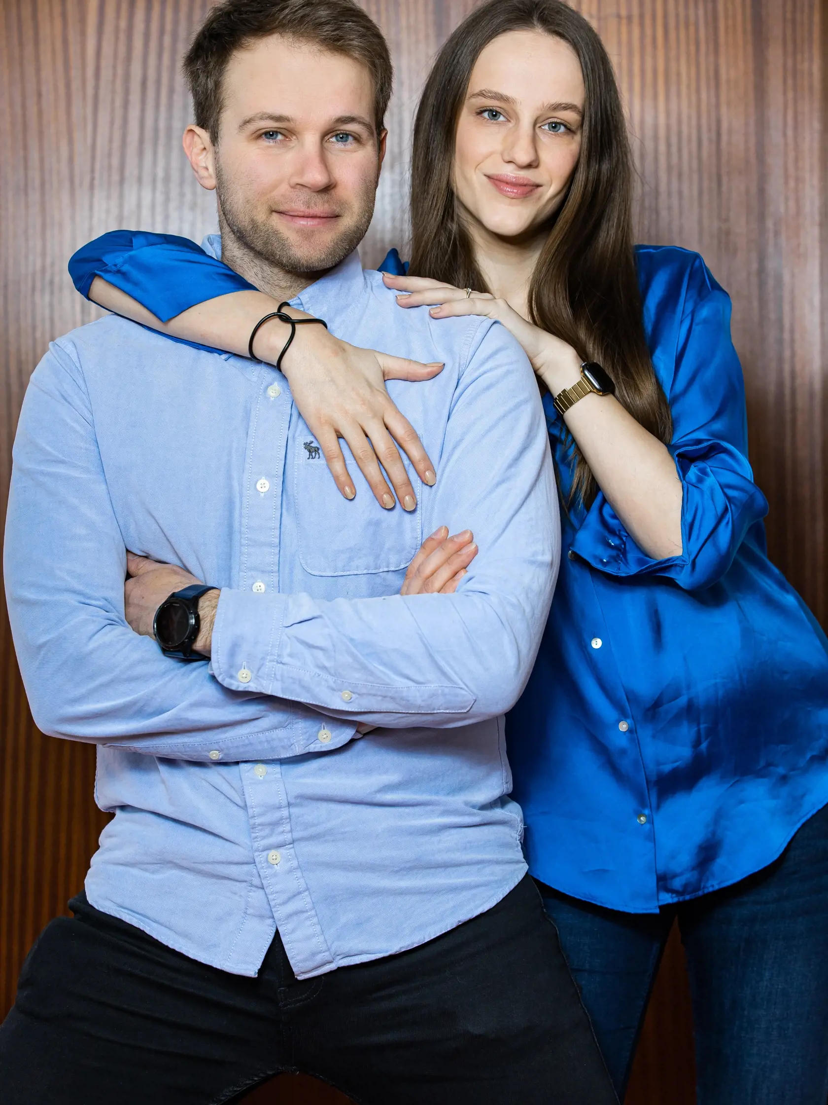 Spevák Tomáš Bezdeda so snúbenicou Ivanou v Žiline.