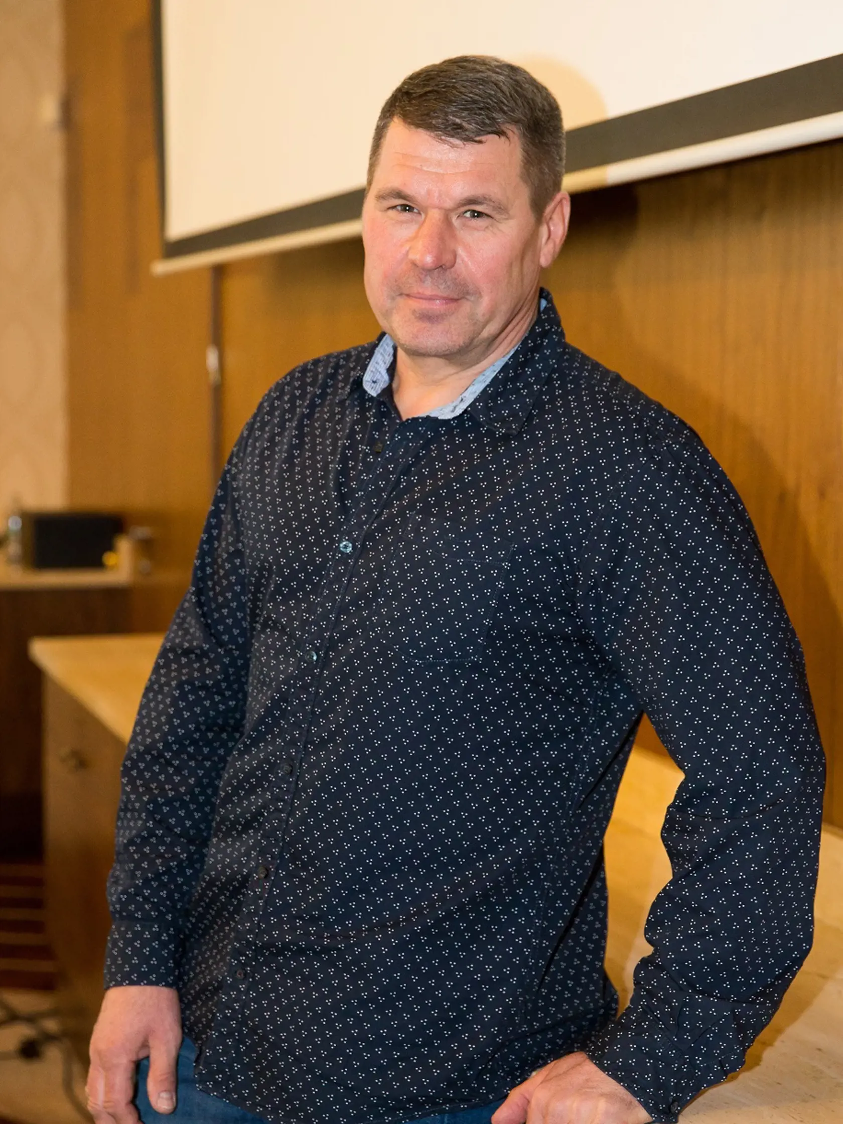 Tlačová konferencia k pripravovanému galavečeru Krištáľové krídlo v Bratislave. Na snímke Ján Ťapák.