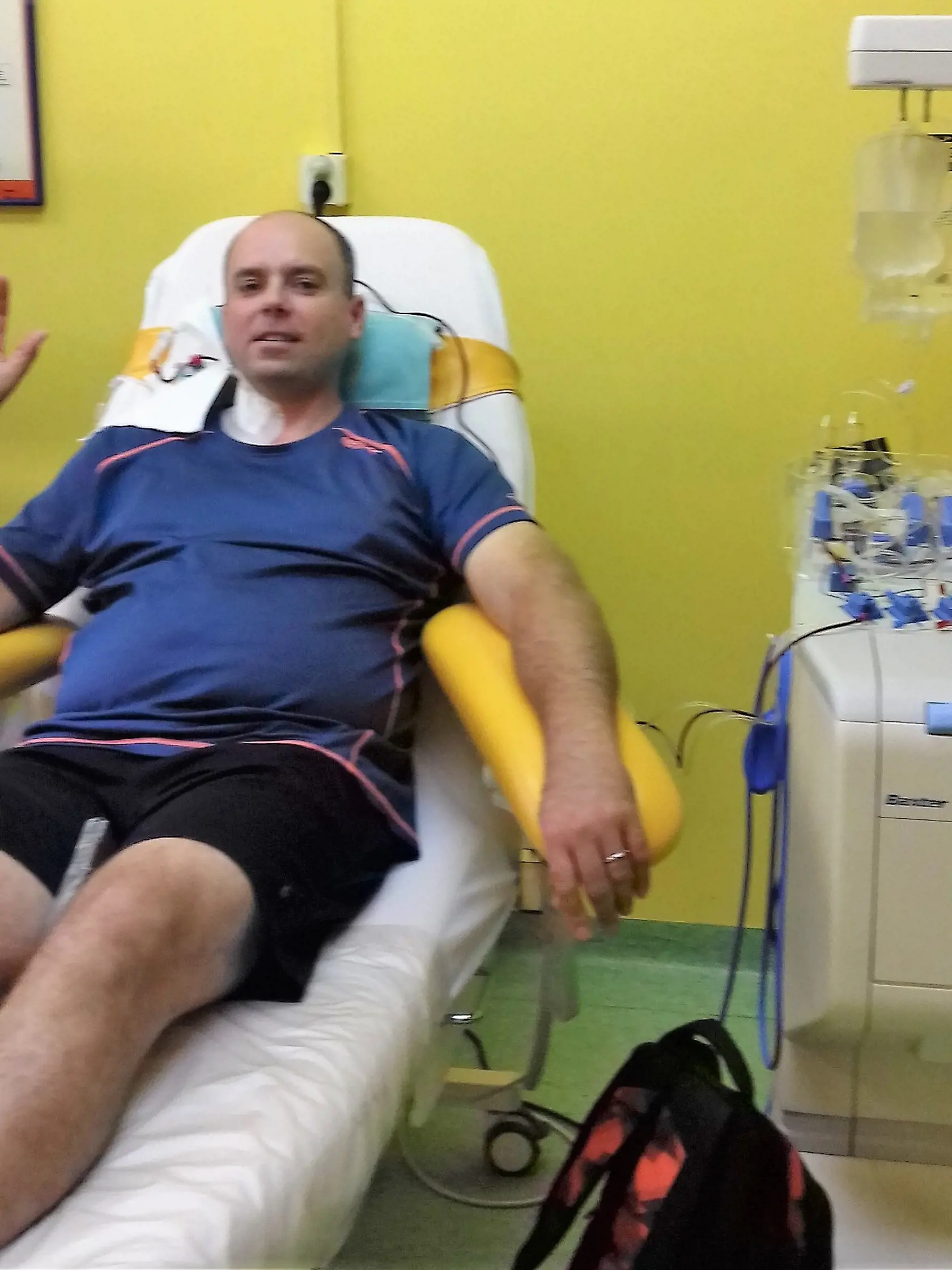 Keď Lacovi zistili Hodgkinov lymfóm, musel absolvovať 8 cyklov chemoterapie a 25 ožiarov.