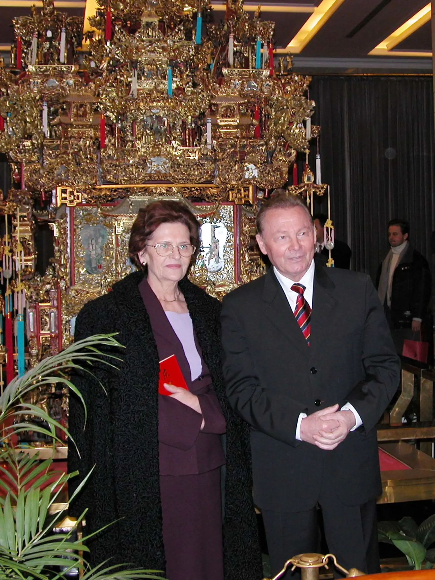 Rudolf, Schuster a Irena Schusterová v čínskom Šanghaji.