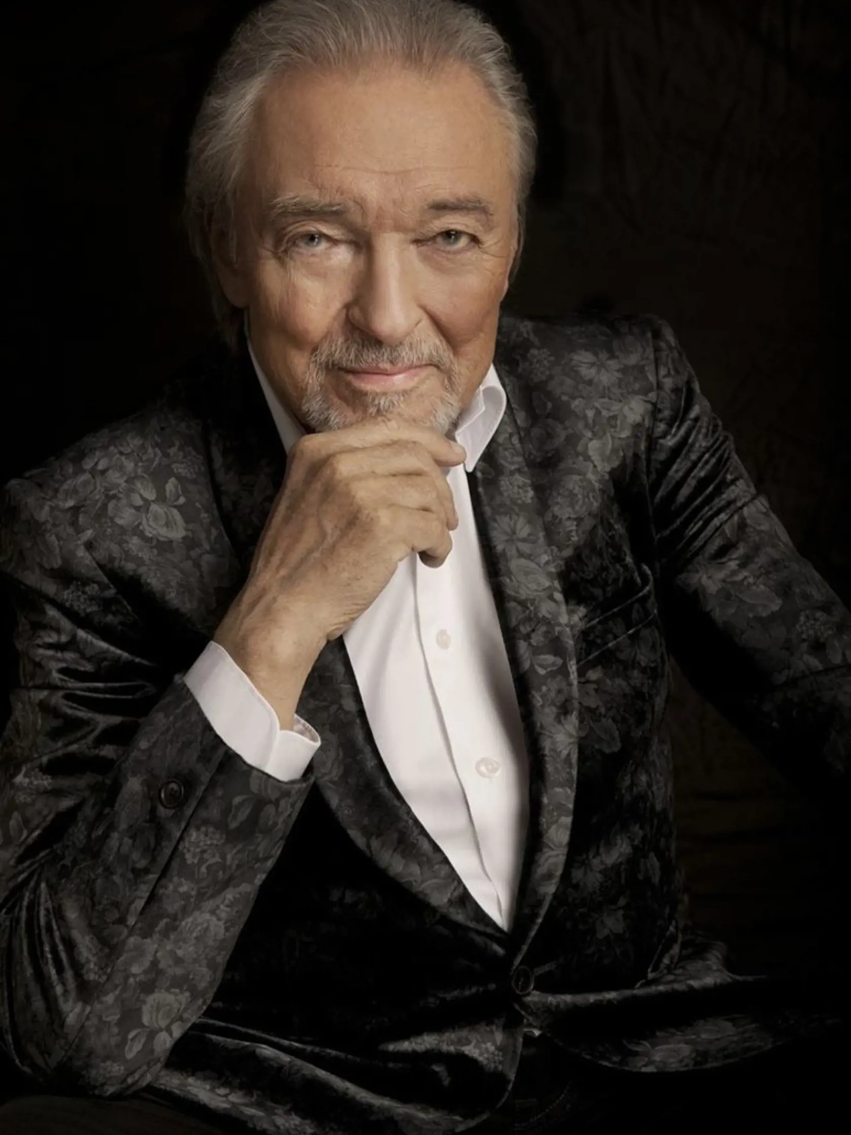 Spevák Karel Gott – †1. októbra 2019