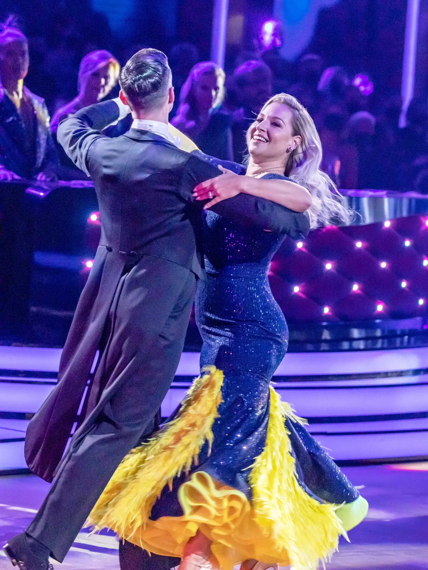 Dominika Cibulková počas prvého prenosu Let´s Dance. Napriek tomu, že bývalá tenistka doteraz nikdy netancovala, bola veľkým prekvapením večera.