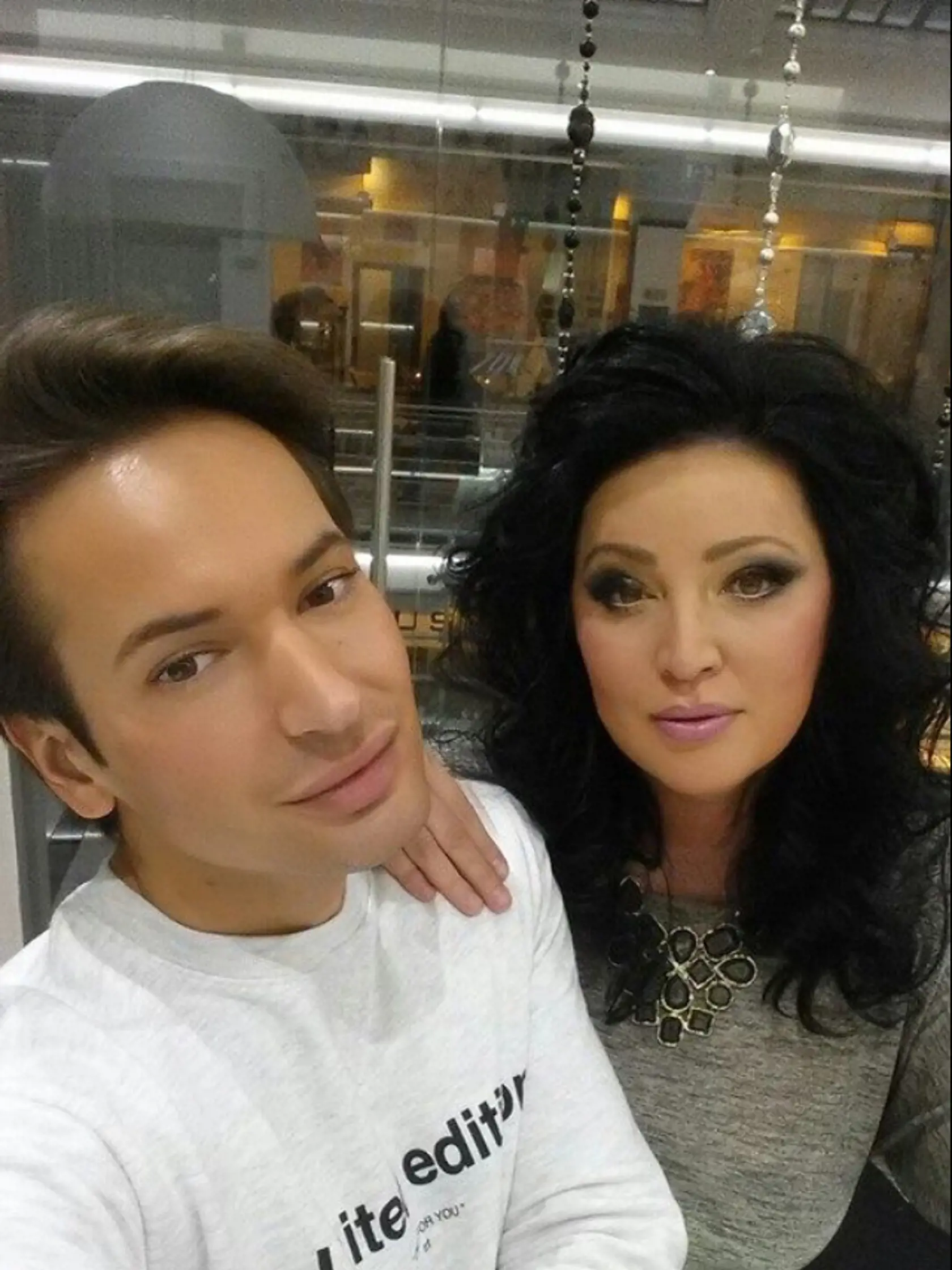 Kúzelníci.
Ivana Christová, Paviel Rochnyak
