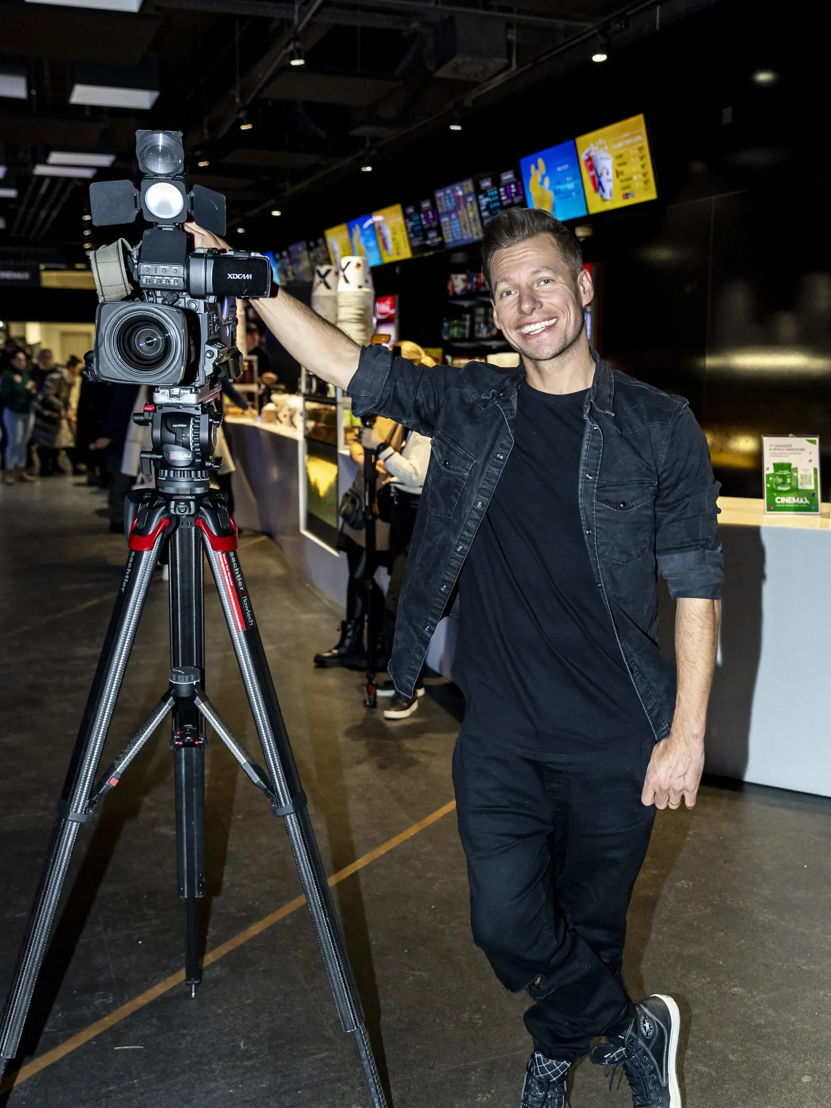 Premiéra filmu Perinbaba a Dva svety. Na snímke je Thomas Puskailer. 