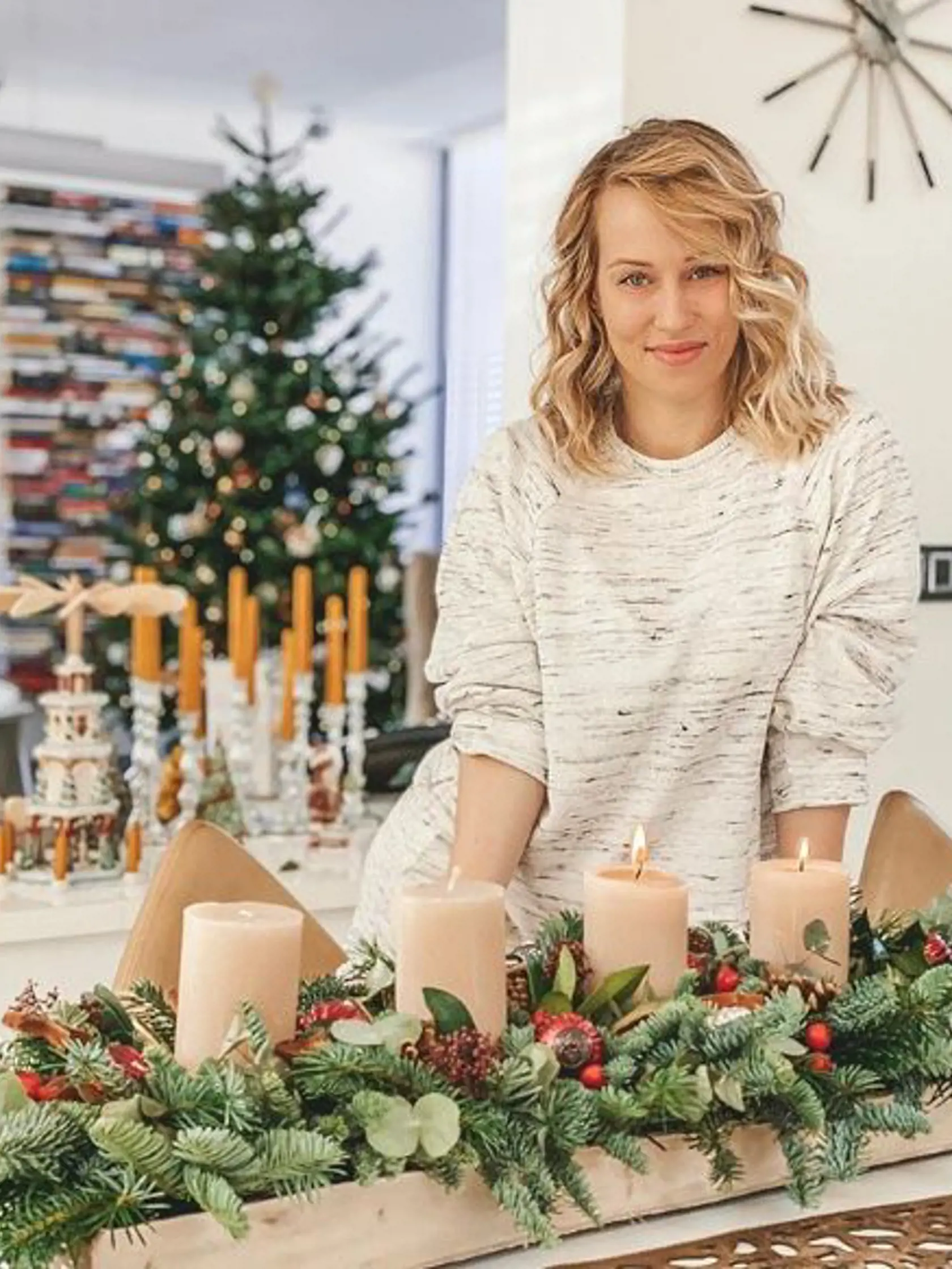 Bývalá tanečnica Katka Jakeš Štumpfová s adventným vencom.
