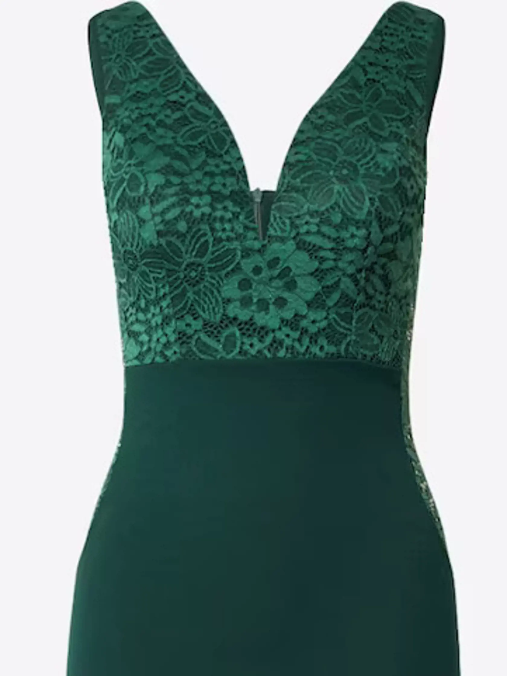 Za tieto šaty zaplatíte menej ako 50 eur! Tieto konkrétne stoja 42,90 €.